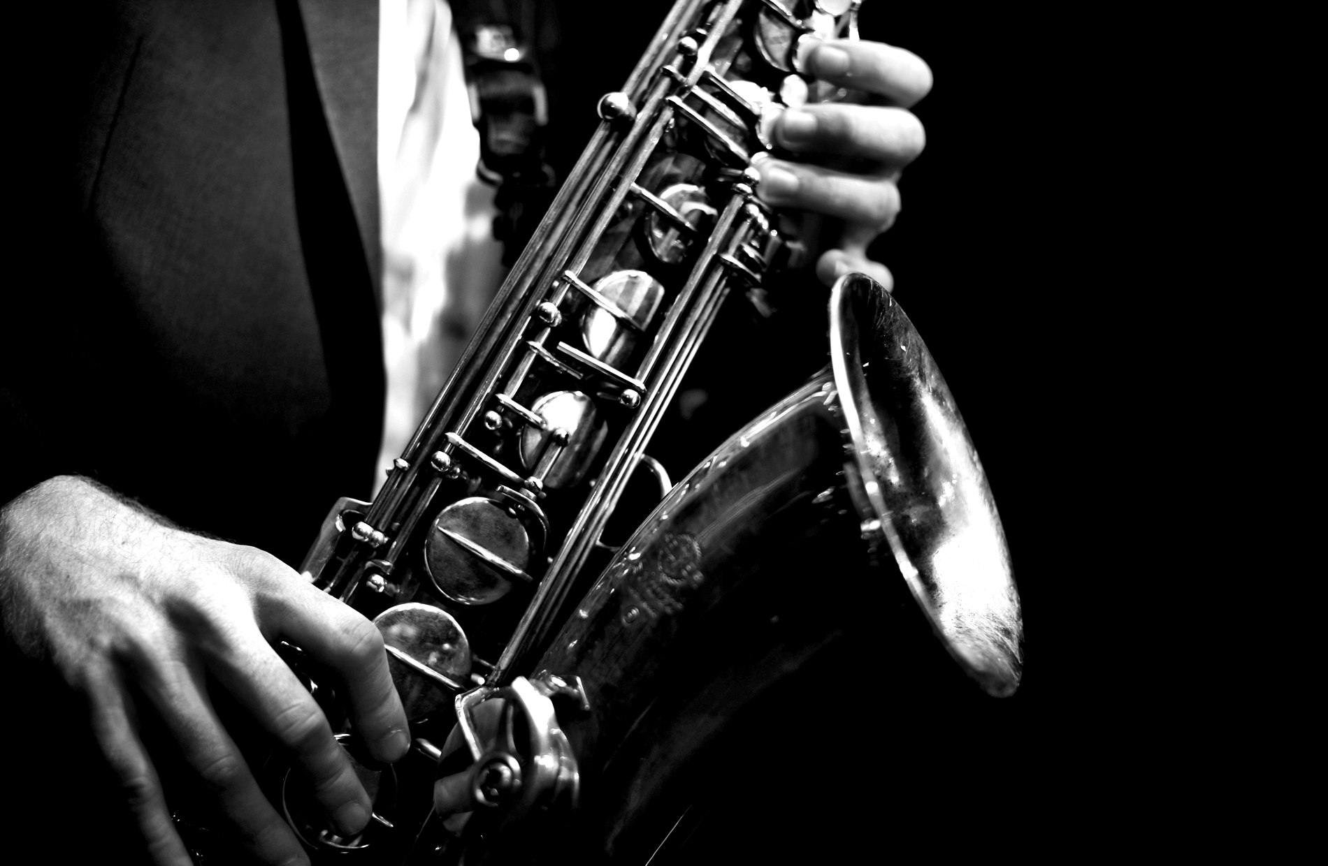Free Saxophone Wallpaper High Definition
