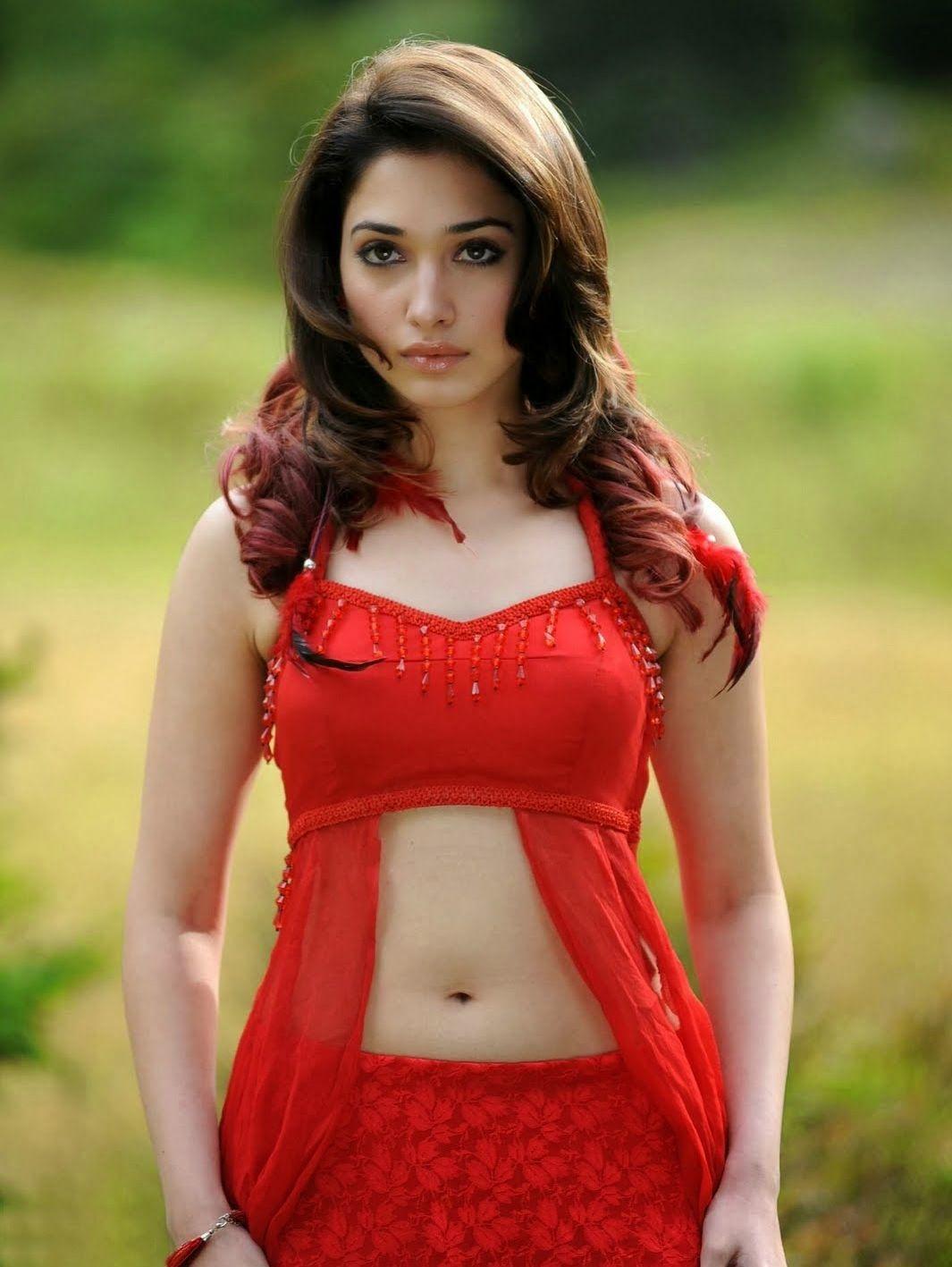 Tamanna bhatia hot mobile free wallpaper and background