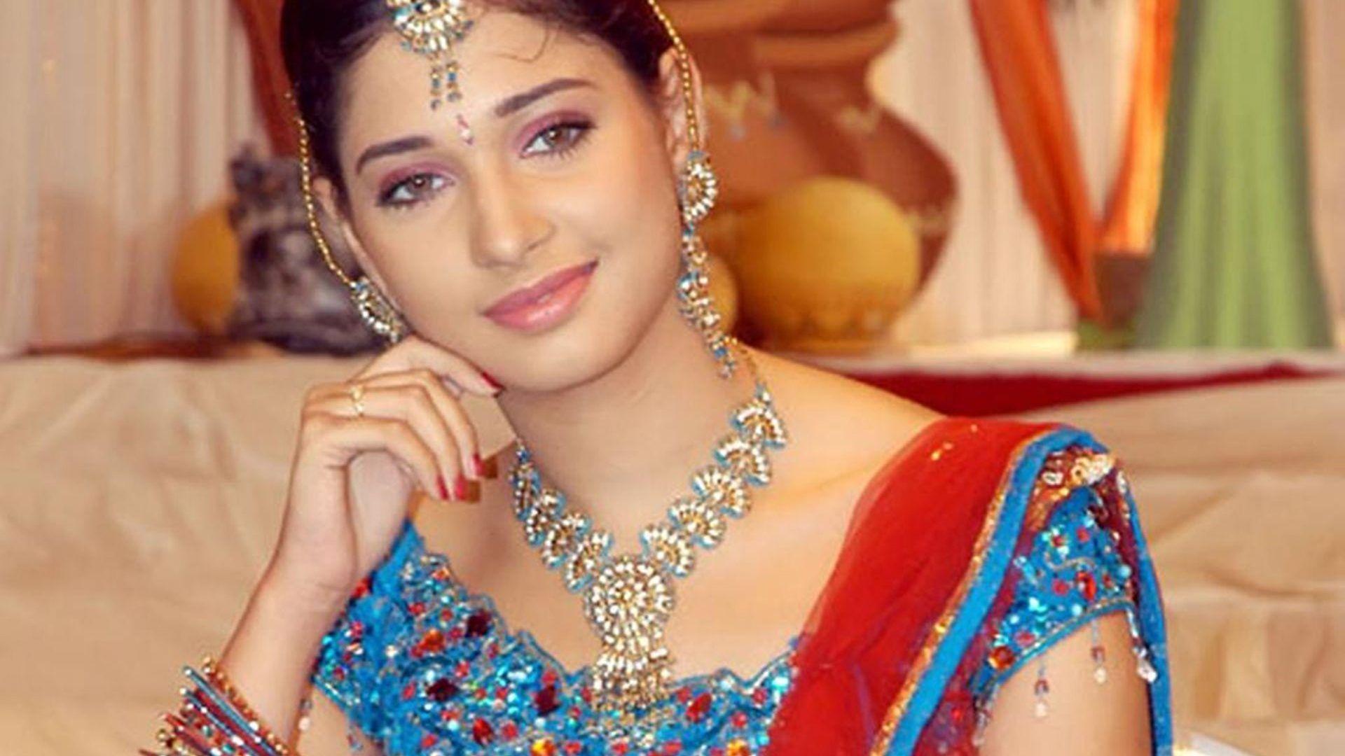 Tamanna Bhatia HD Wallpaper Free Download 4. Bollywood Actress