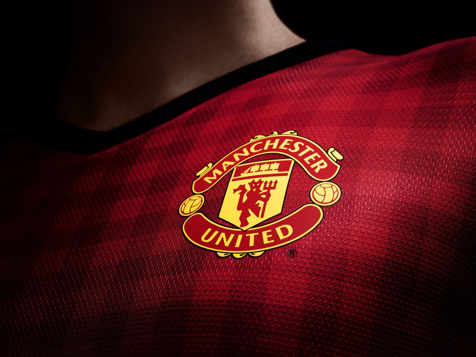 Manchester United Logo Wallpaper HD Wallpaper