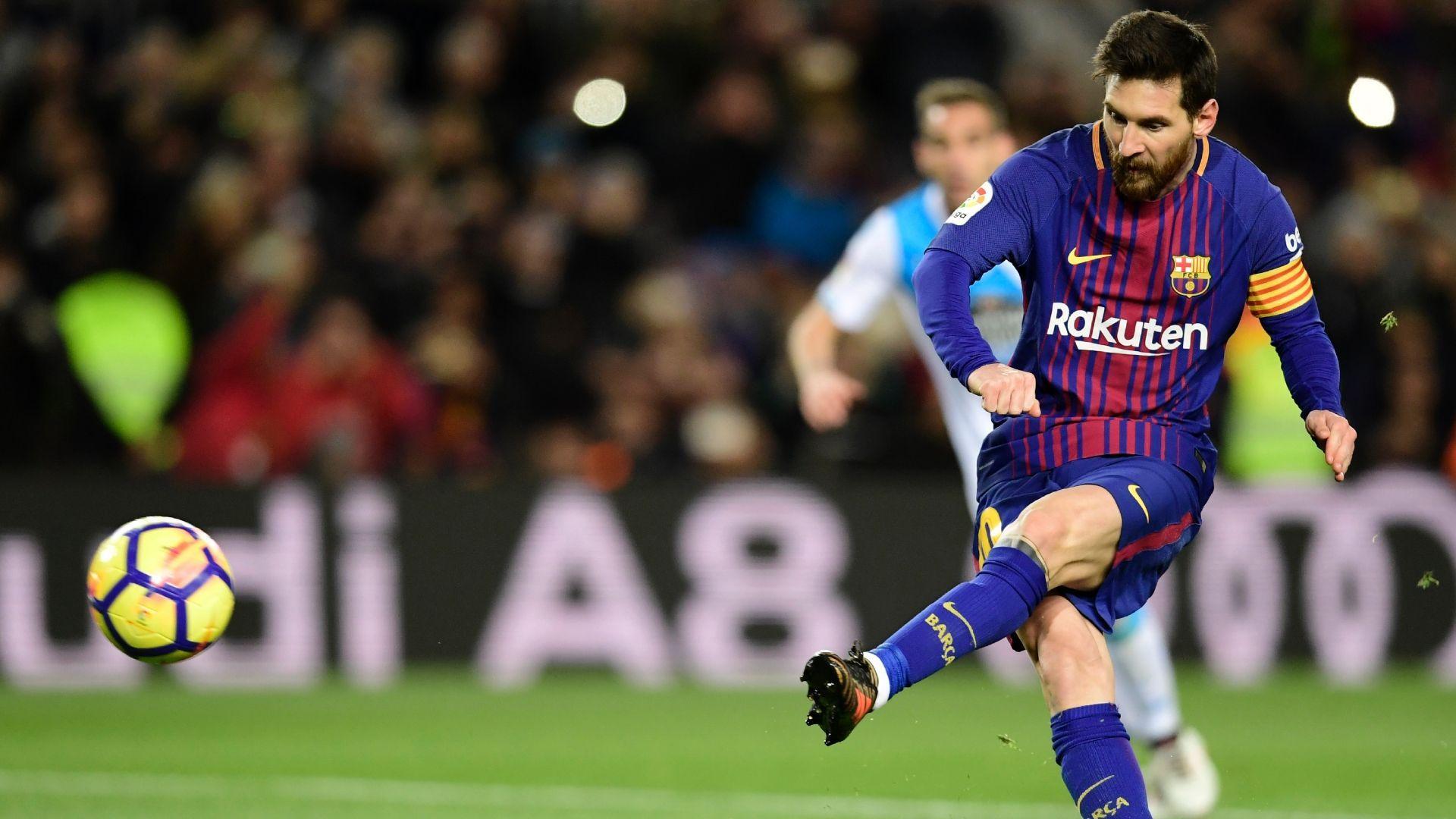 Khiêu vũ messi wallpaper kick cùng Messi trên sân cỏ