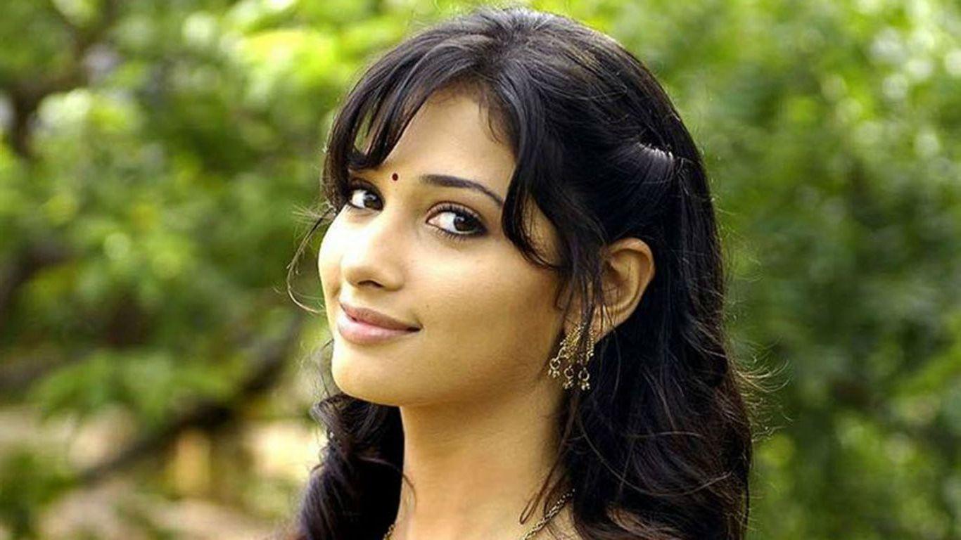 Tamanna Bhatia wallpaper HD High Quality
