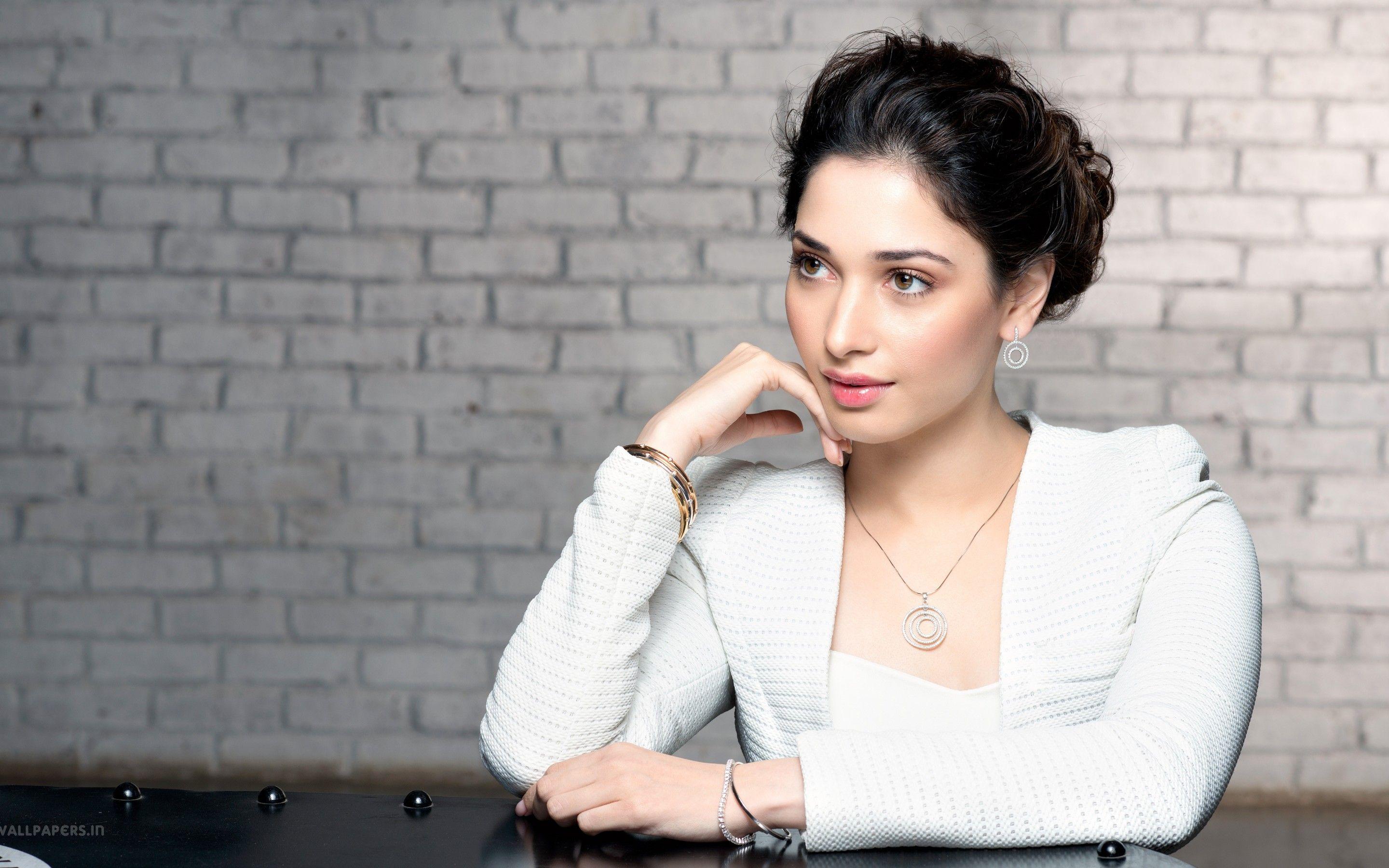 Wallpaper Tamanna Bhatia, Actress, Telugu, Tamil, 5K, Celebrities