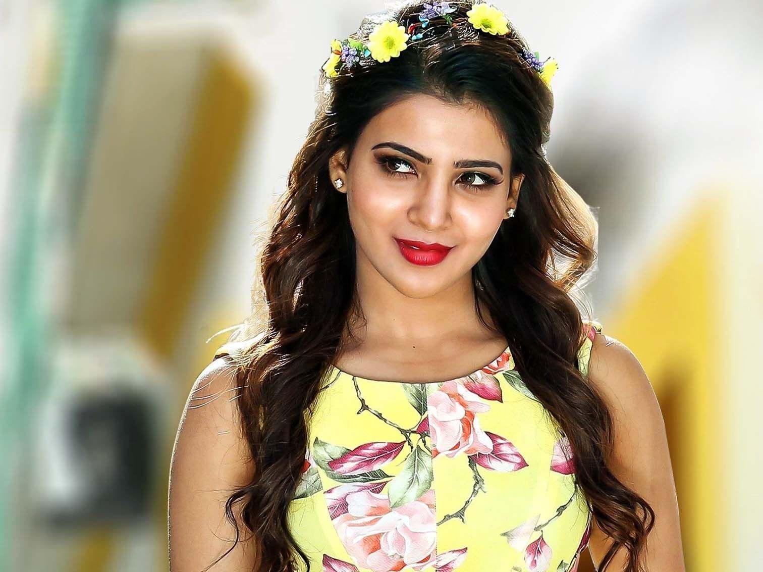 Download Akkineni Samantha Hd Pretty Smile Wallpaper