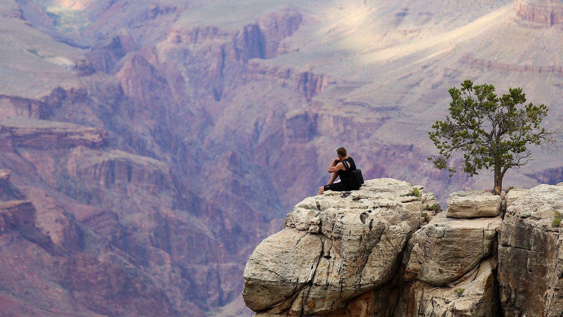 Full HD Wallpaper boy alone canyon romantic rock, Desktop