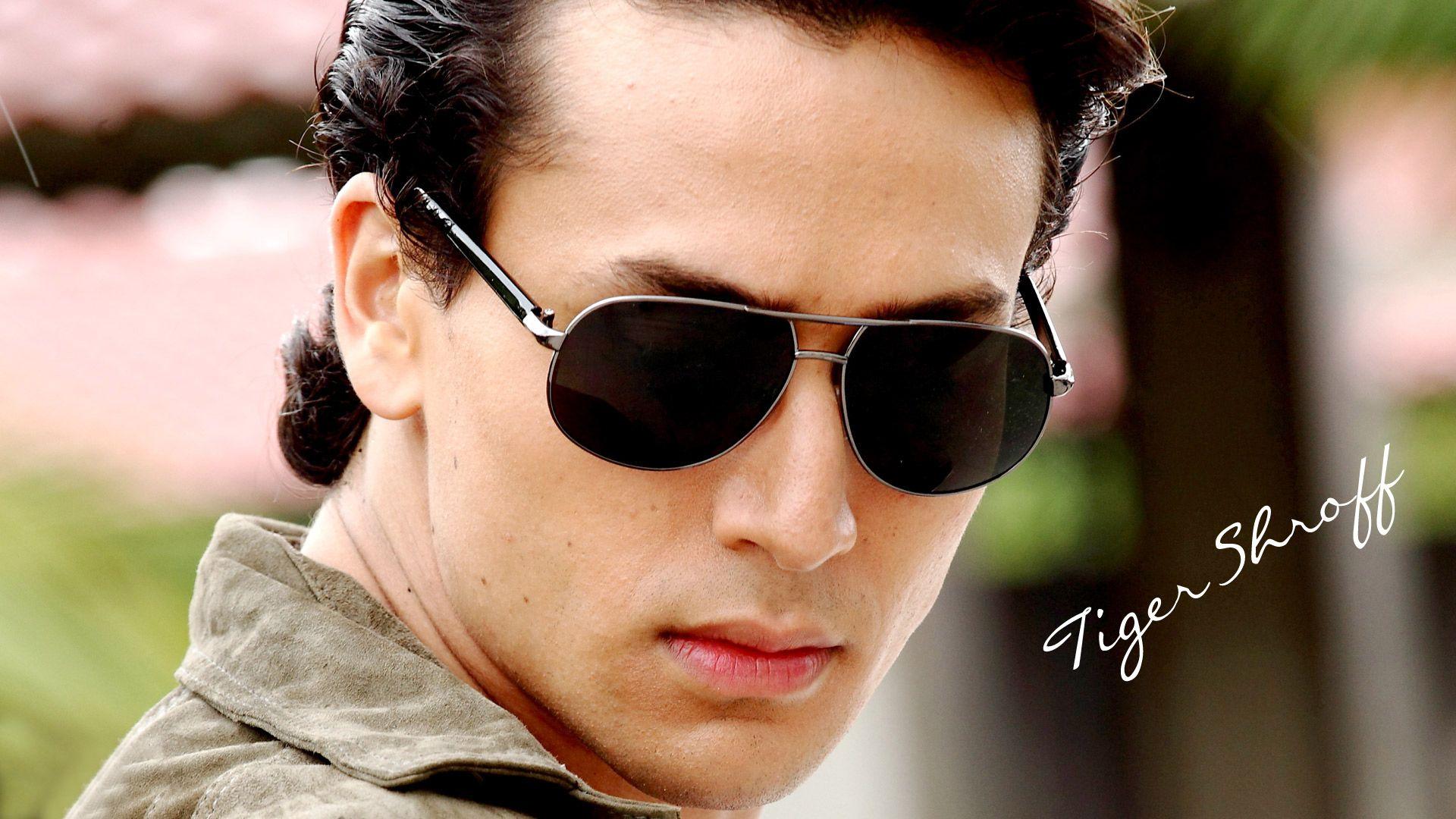 Tiger Shroff Bollywood Actor HD Wallpaper Bollywood, Actor. Image
