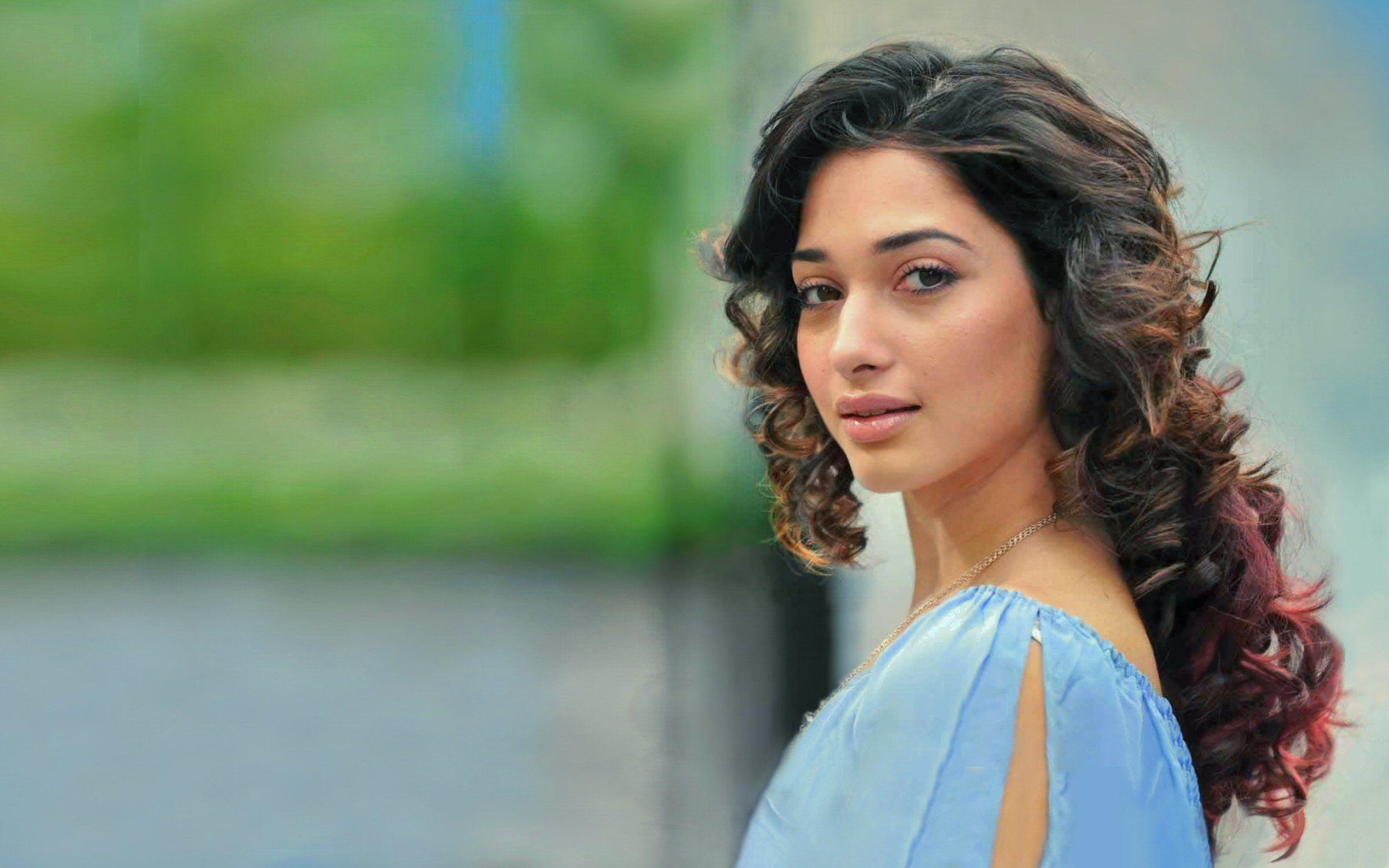 AMAZING BABE [109] tamanna [24march2014monday] [082837] [VersionOne