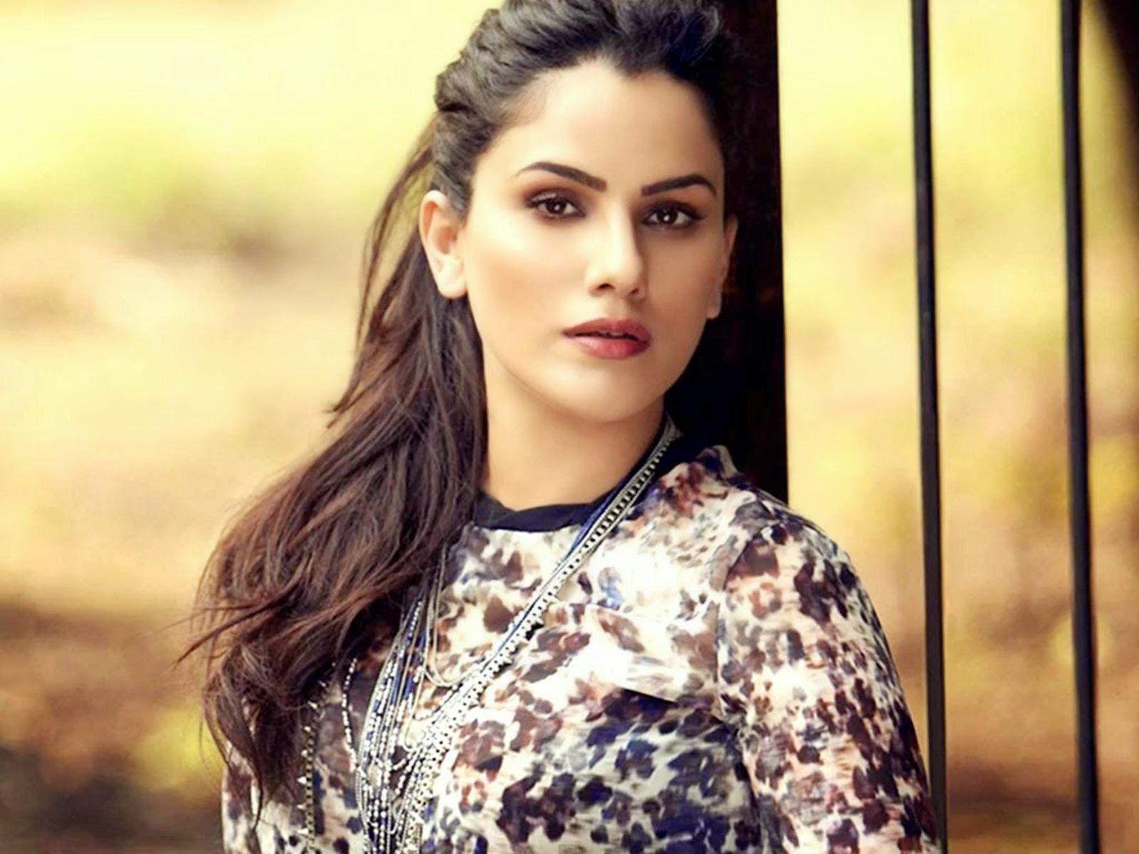 Full HD Wallpaper Bollywood Actress