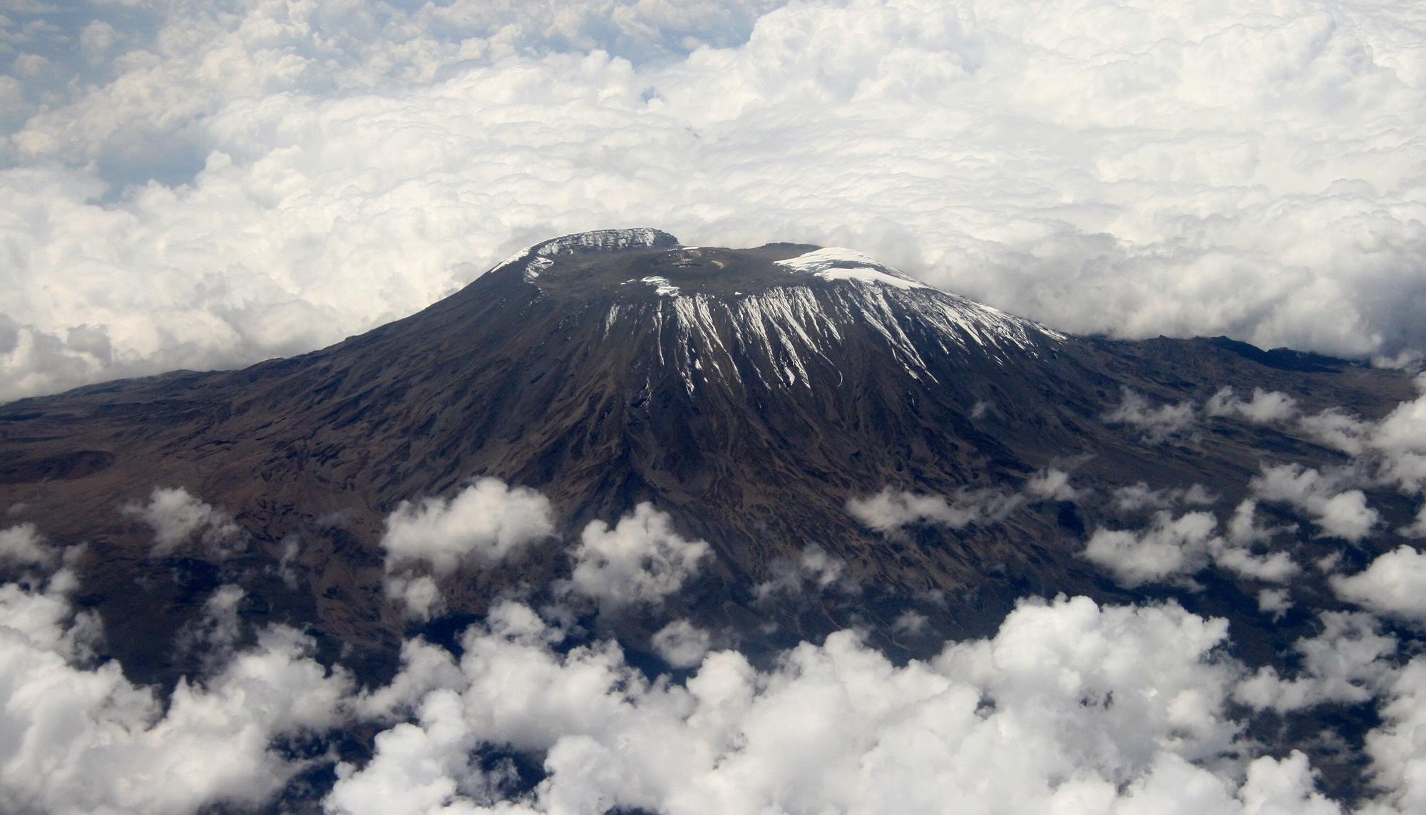 Mount Kilimanjaro wallpaper. nature and landscape