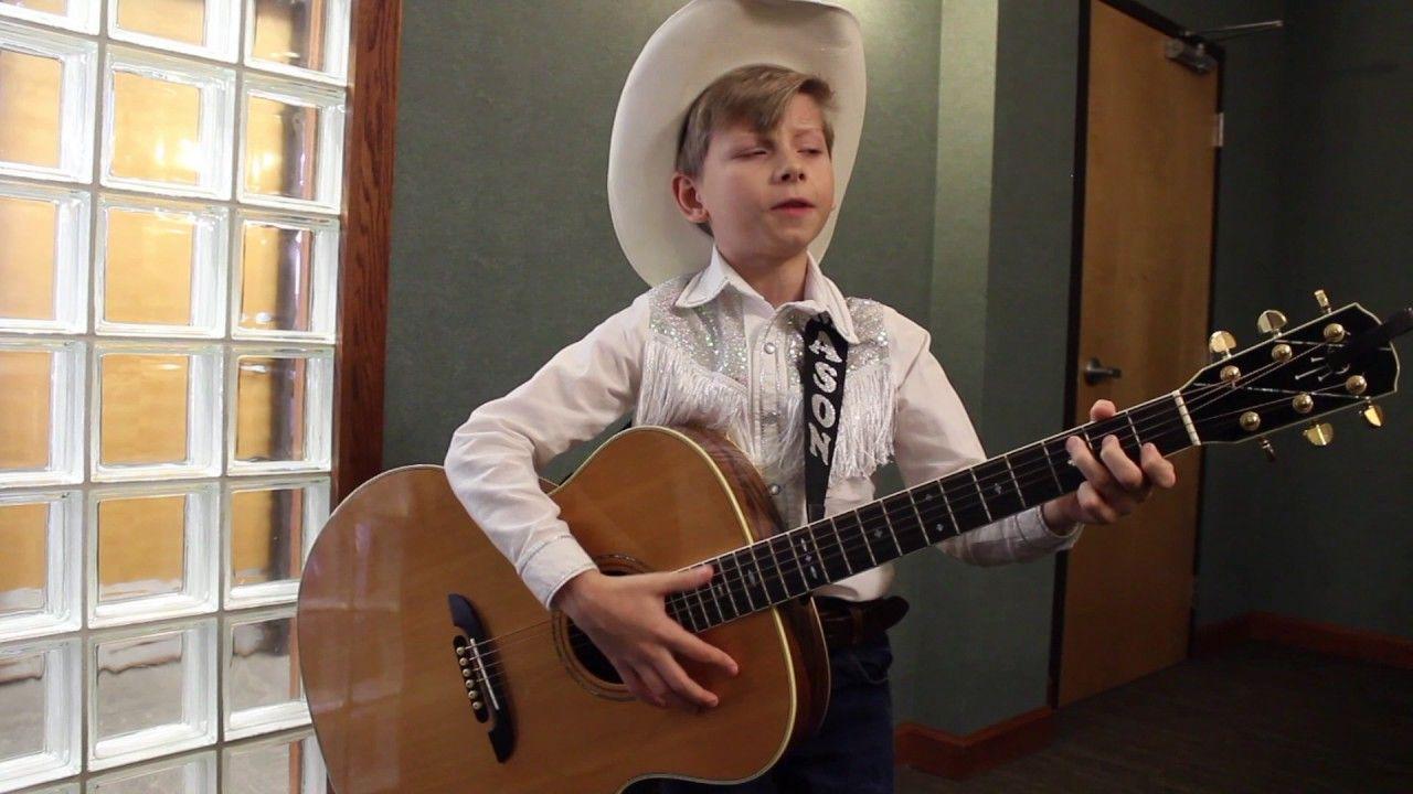 Mason Ramsey performs Hank Williams' on the Bayou