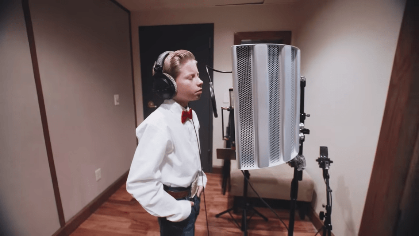 Walmart yodeler signs record deal, shares debut single, “Famous