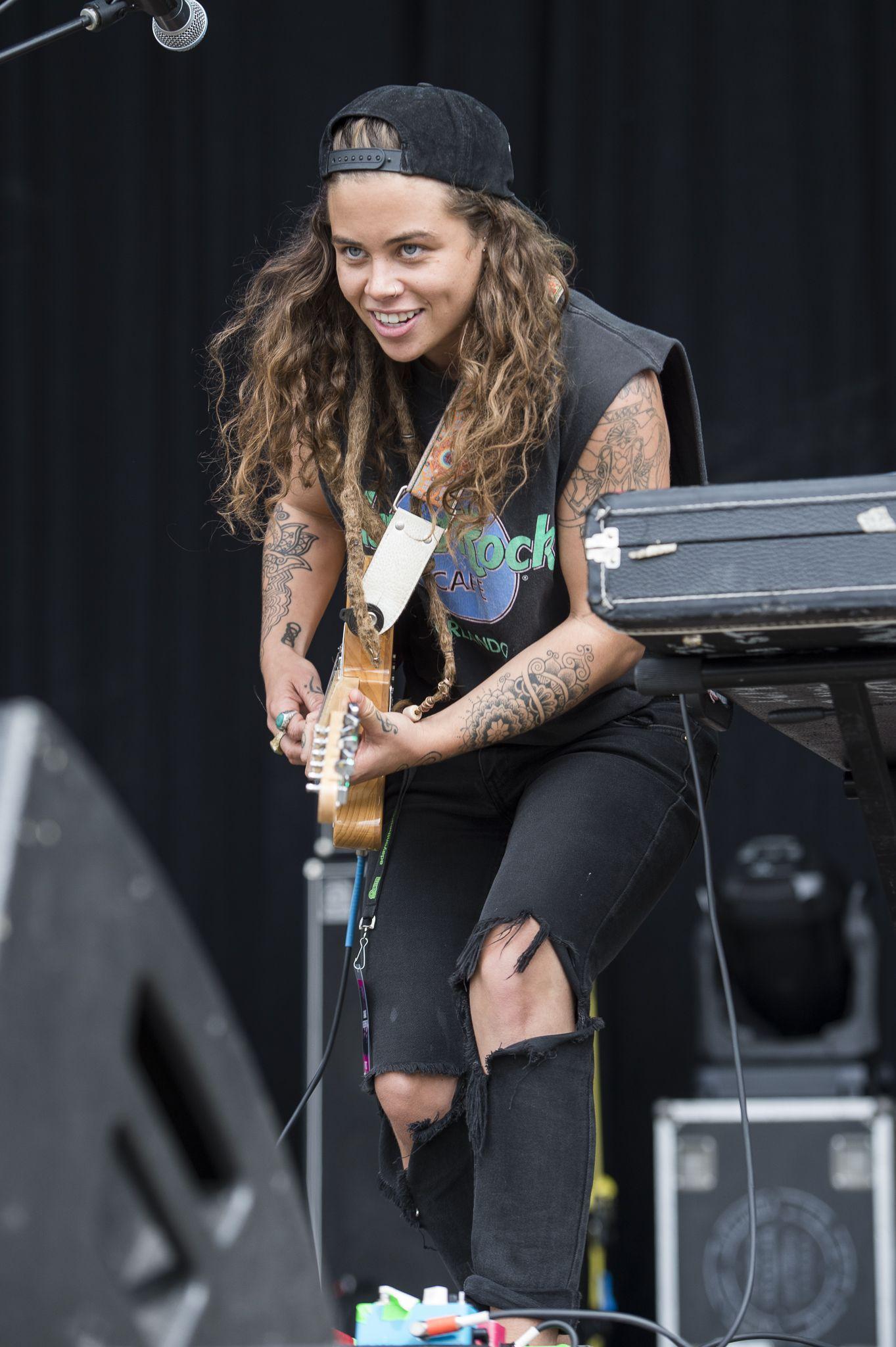 Tash Sultana Wallpapers - Wallpaper Cave