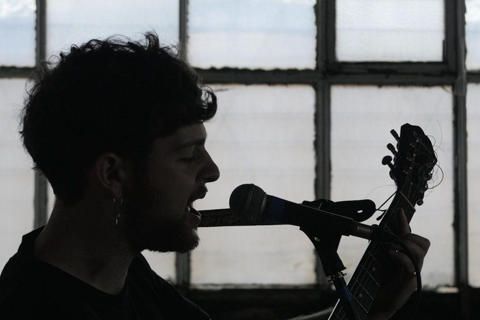 Tom Grennan: Live session by the UK songwriter +video+