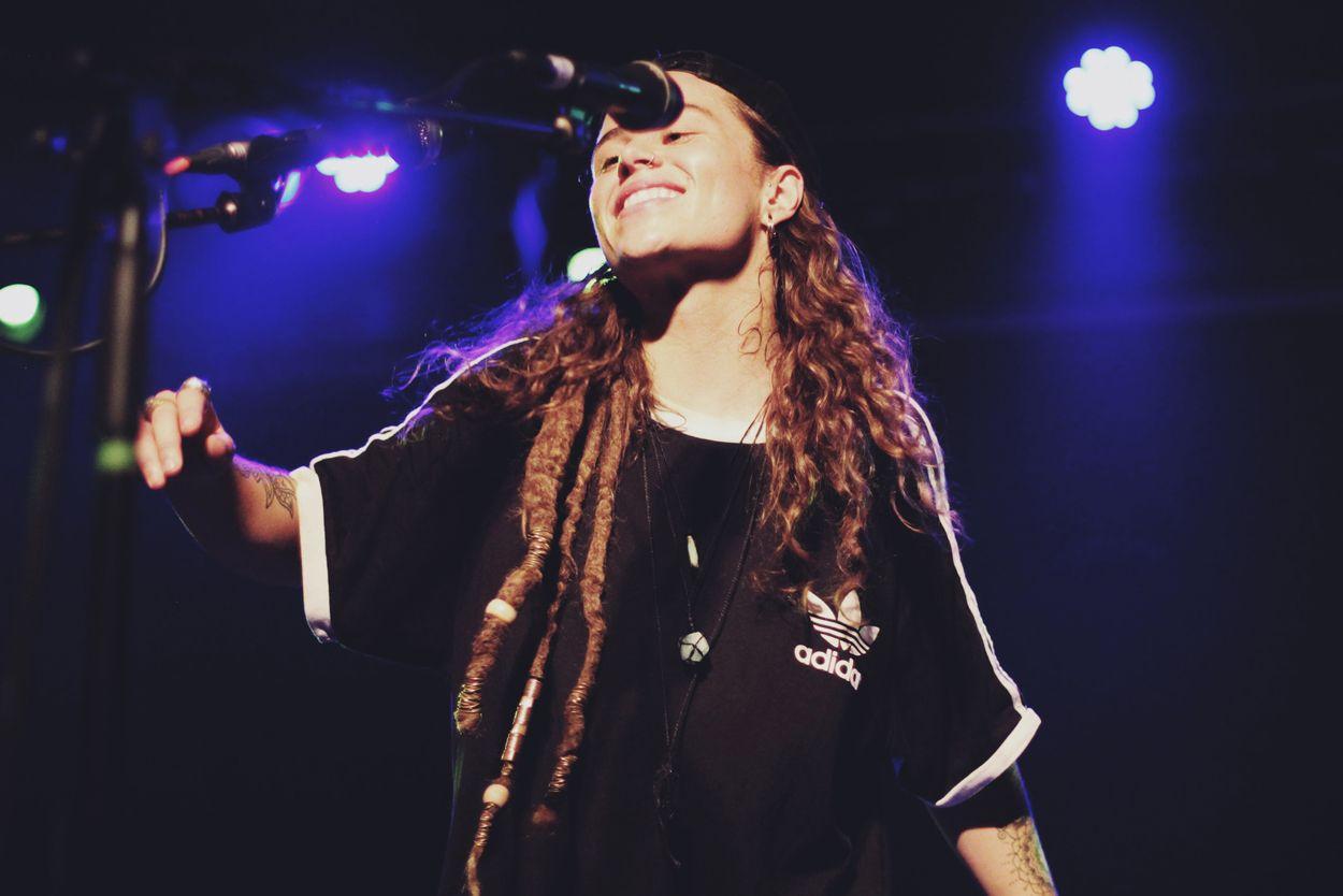 Backstage w/ Australia's Tash Sultana London's Scala