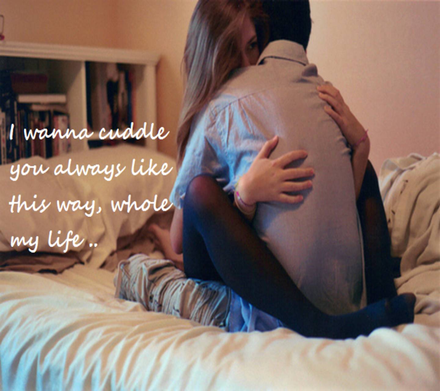 Cuddle Love Wallpaper
