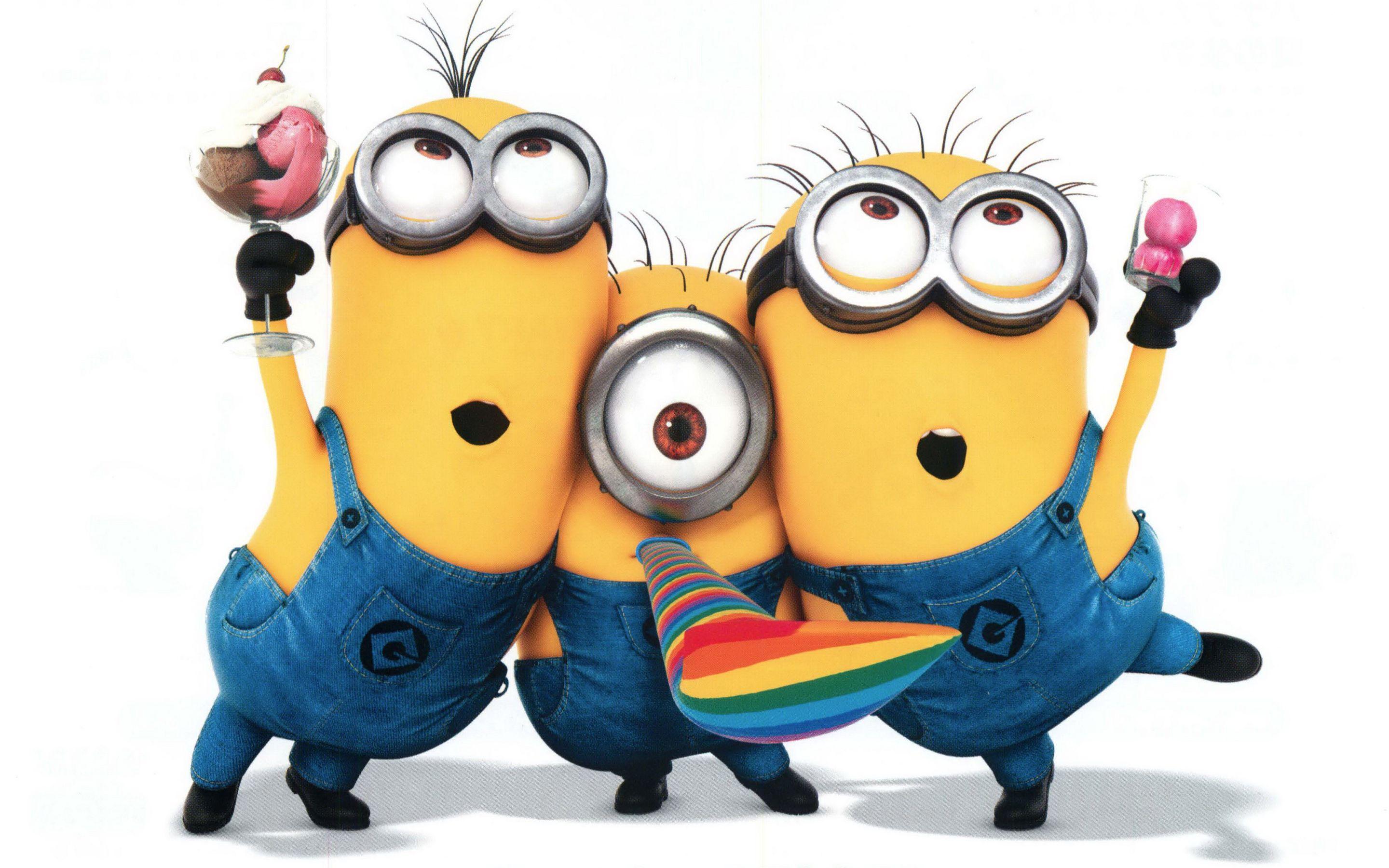 Despicable Me 2 Minions Wallpaper for Tablet