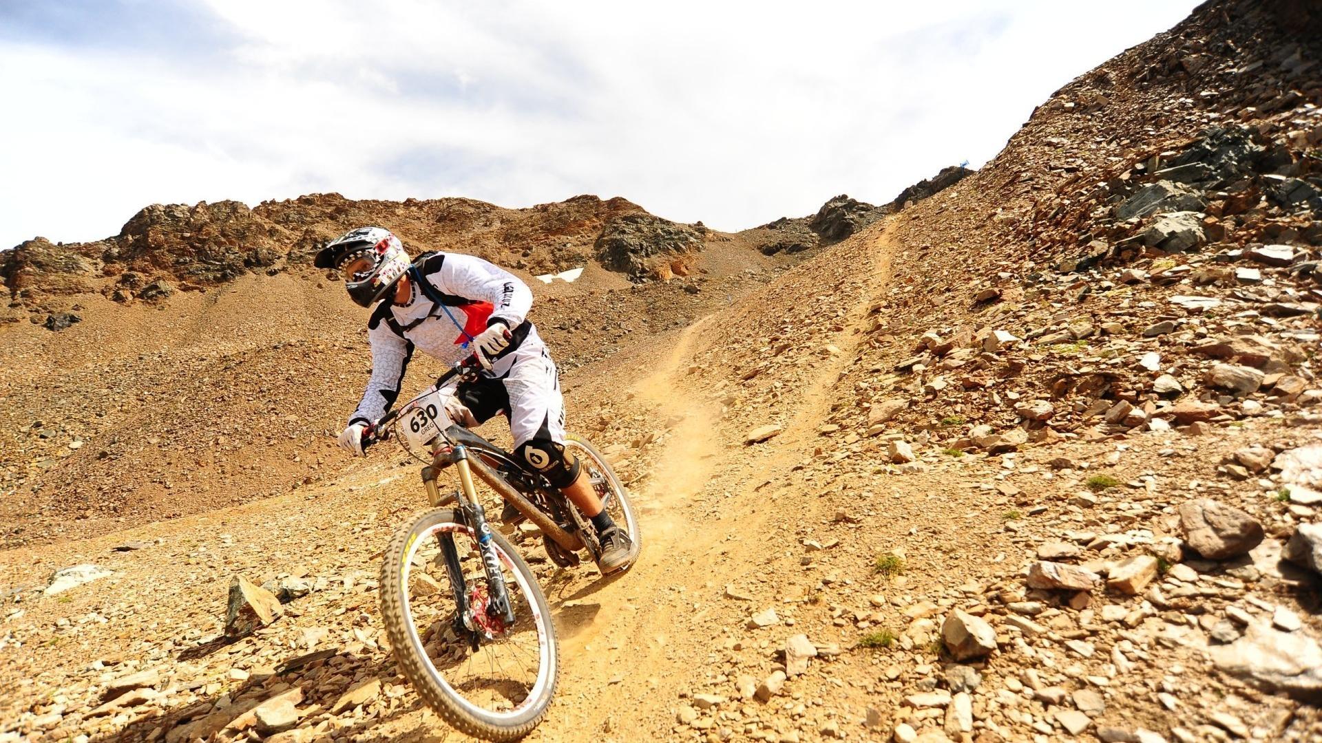 Sports downhill wallpaper