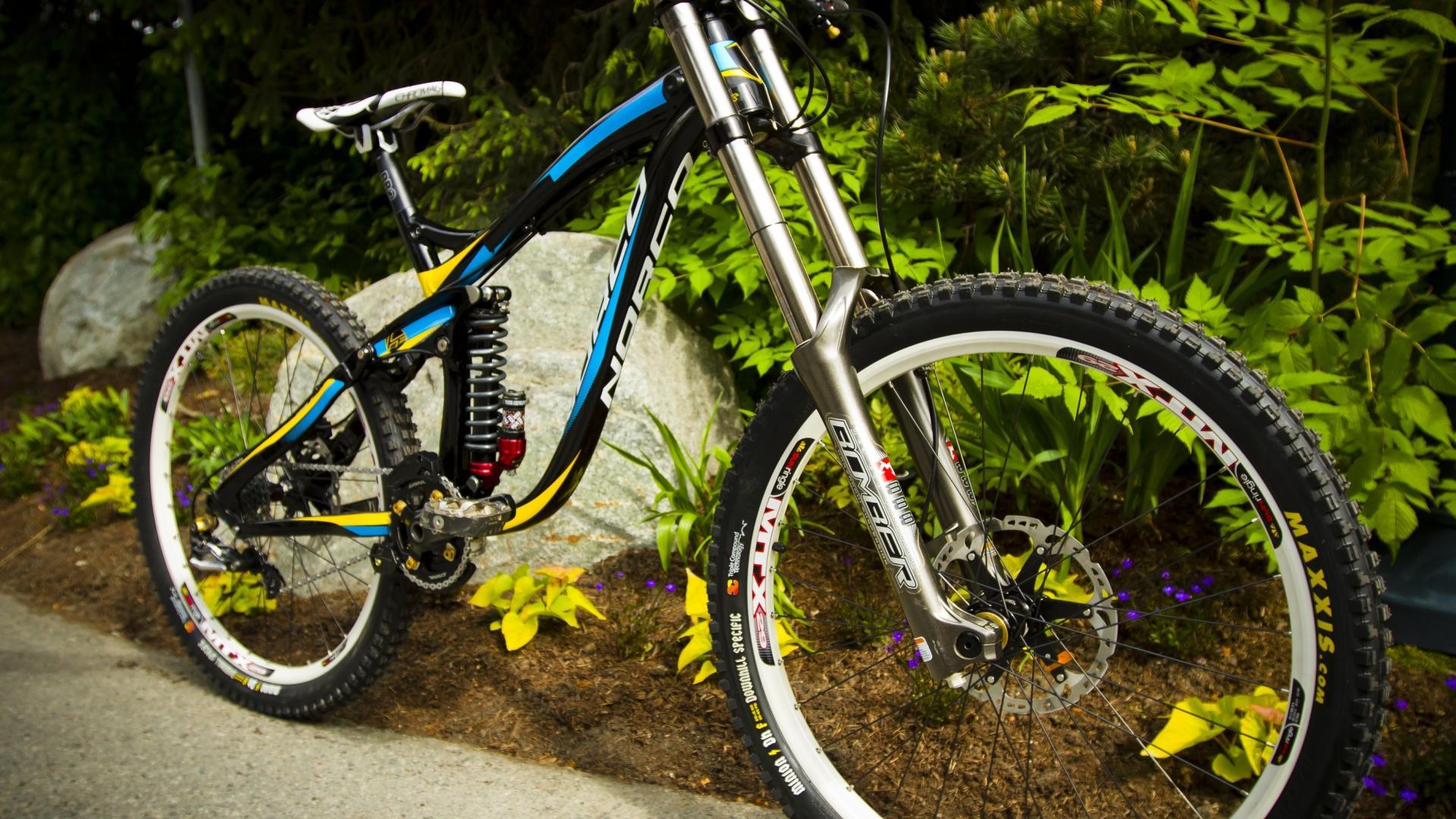 Cool downhill bike wallpaper