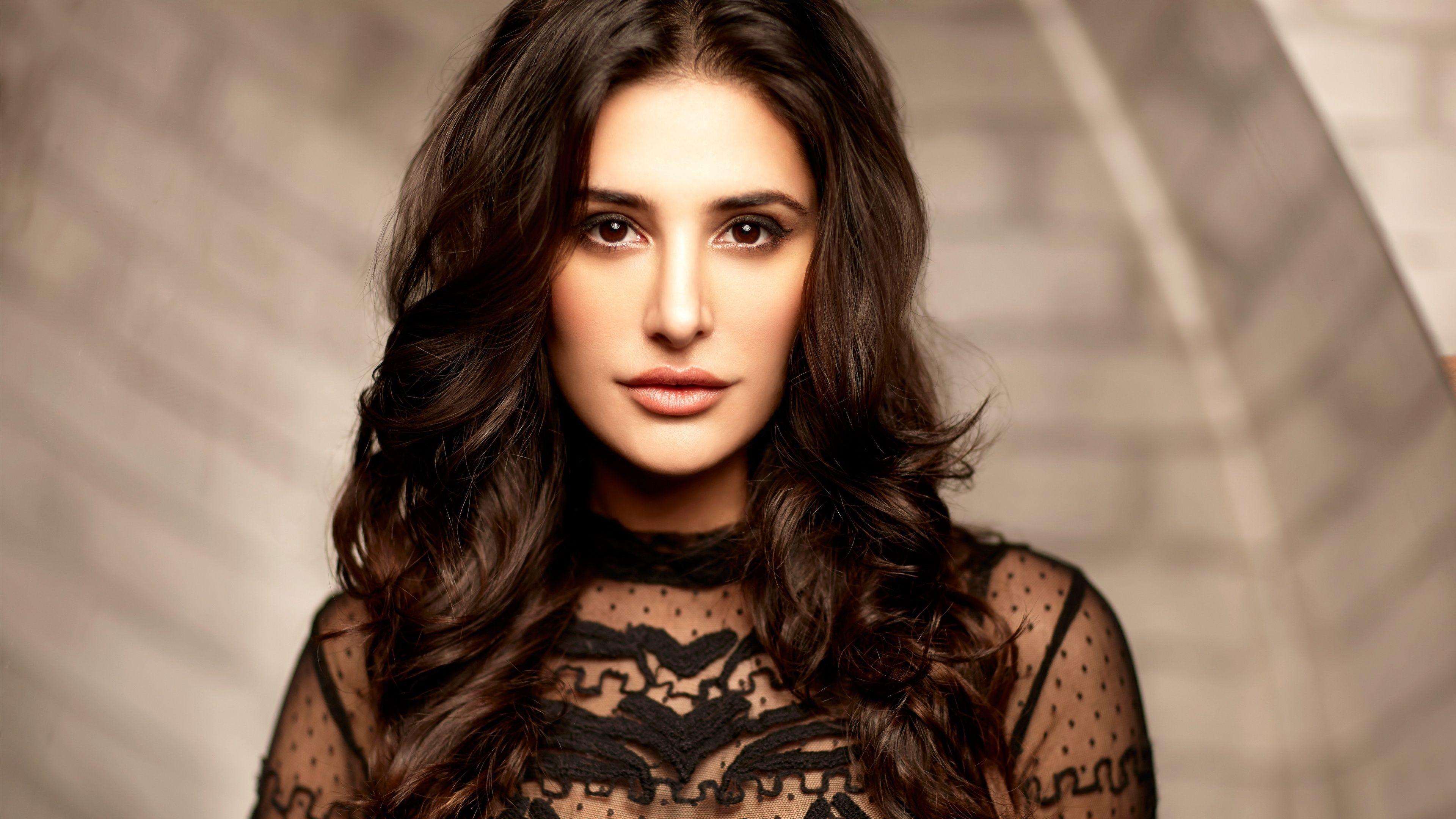 Nargis Fakhri Bollywood Hot Indian Actress Full HD Wallpaper wallpaper