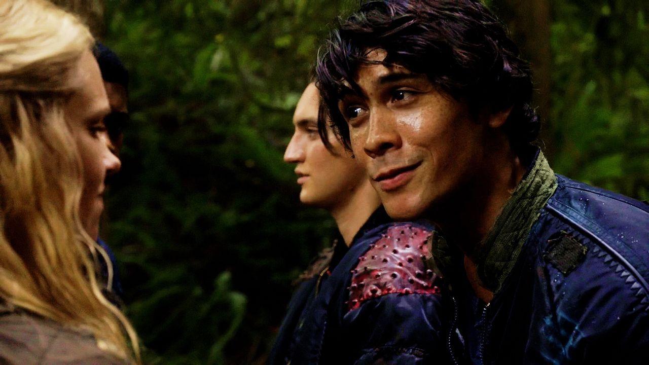 the 100 tv show. The 100 (TV Show) Bellamy and Clarke. The 100