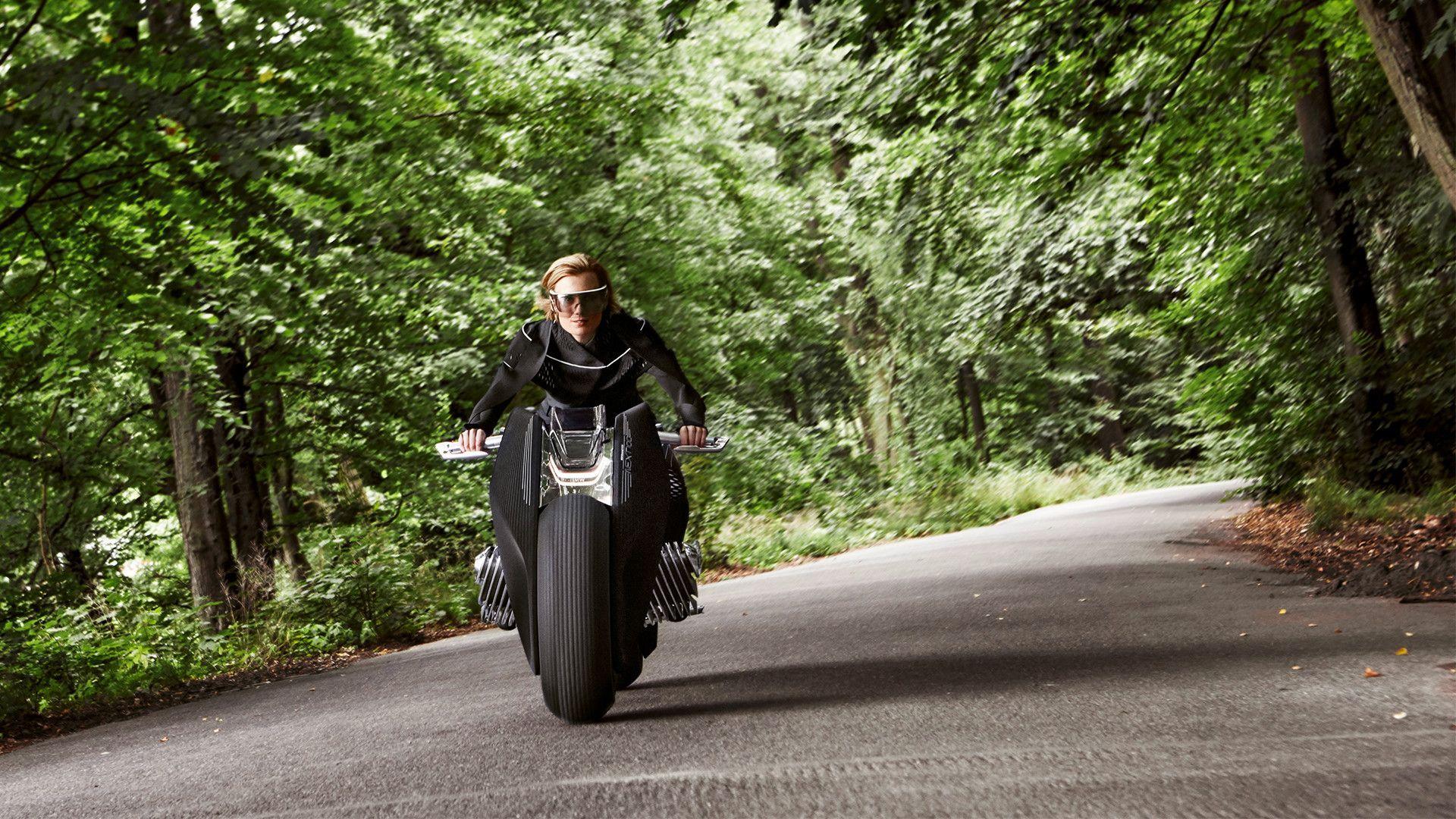 BMW Motorrad's VISION NEXT 100 wins Spark Design Award