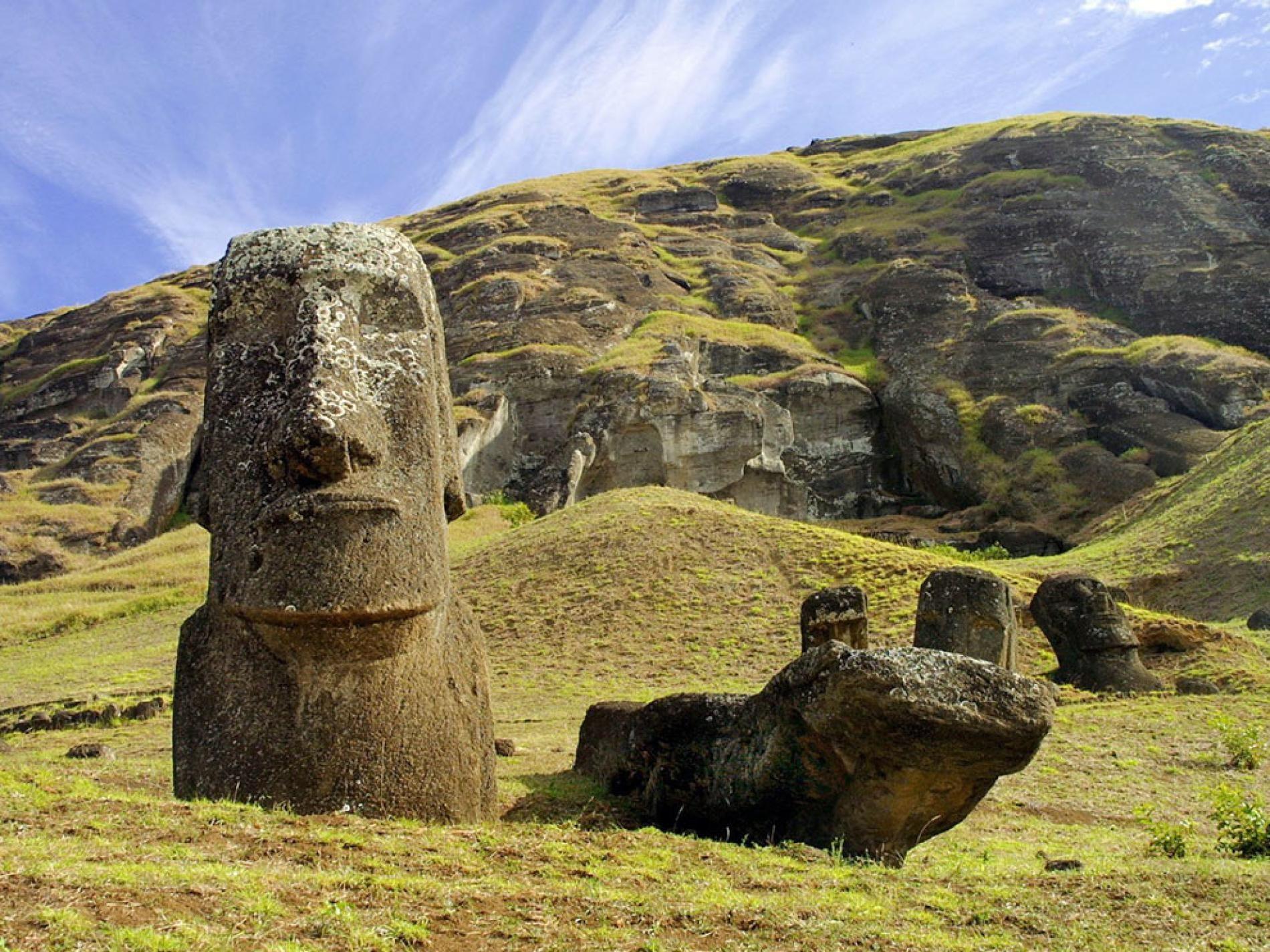 Easter Island - World Heritage Site - National Geographic. Easter