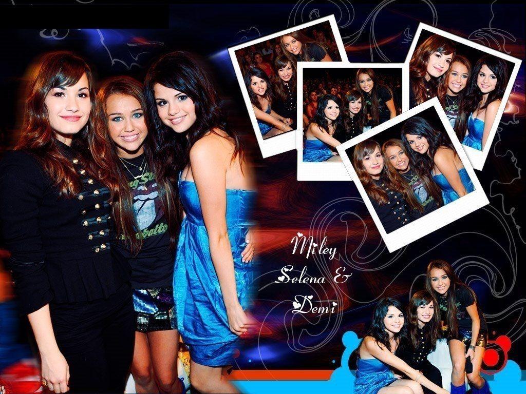 Selena Gomez And Demi Lovato Lesbian. Selena Wallpaper