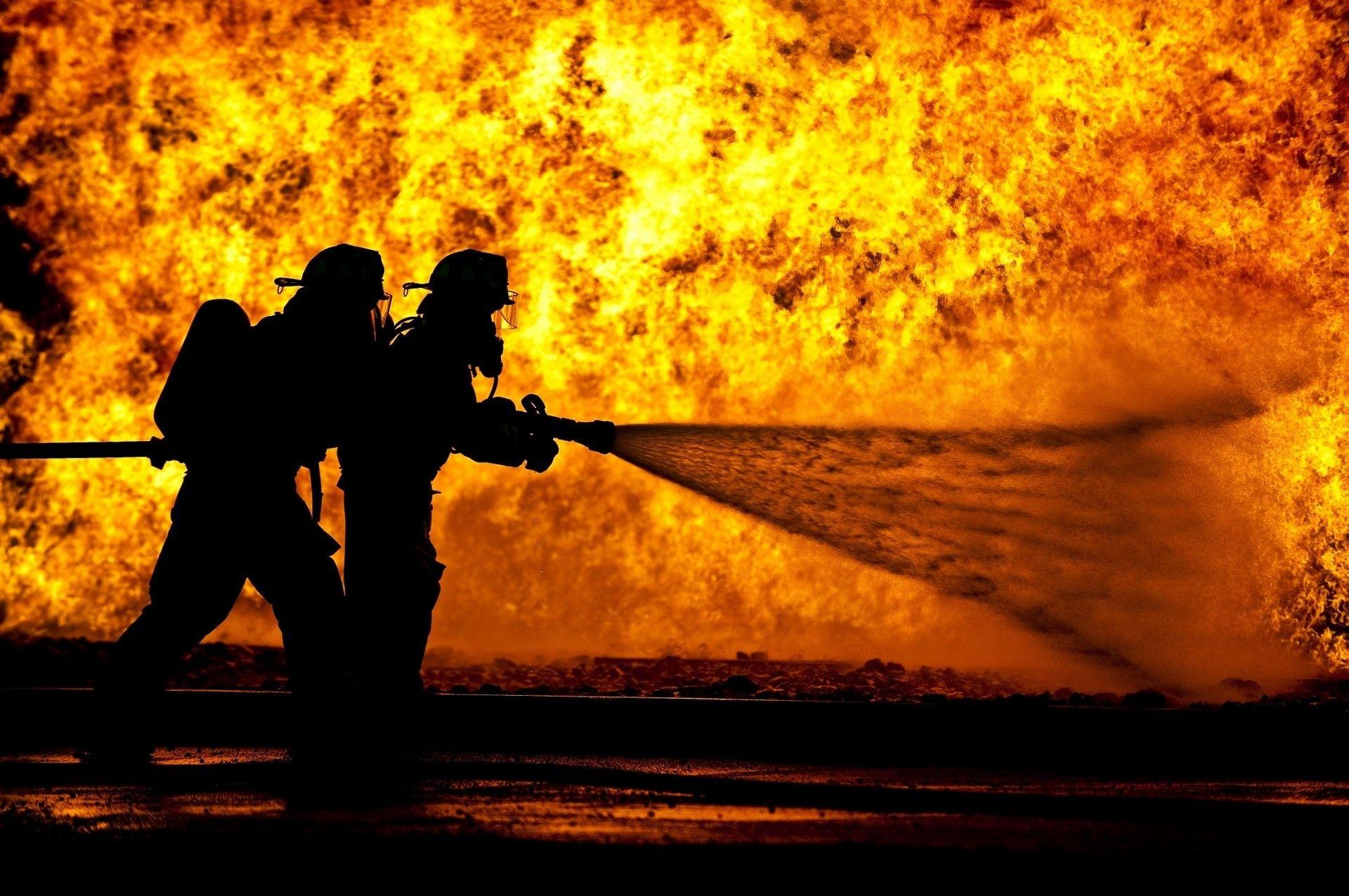 Firefighter Desktop Wallpaper