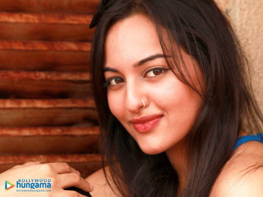 Top HD Bollywood Wallapers: sonakshi sinha -images