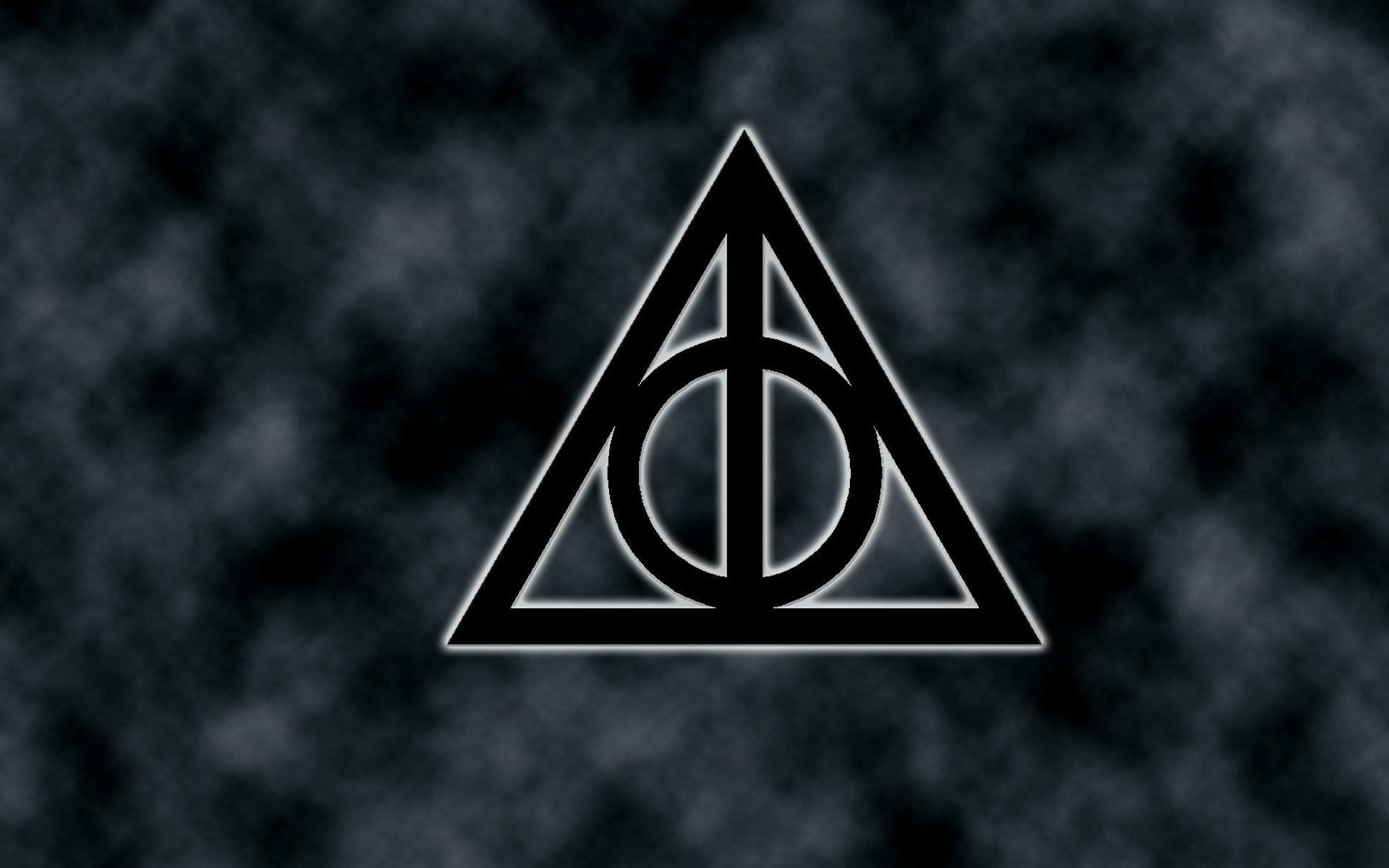 Harry Potter And The Deathly Hallows Symbol Wallpaper Picture