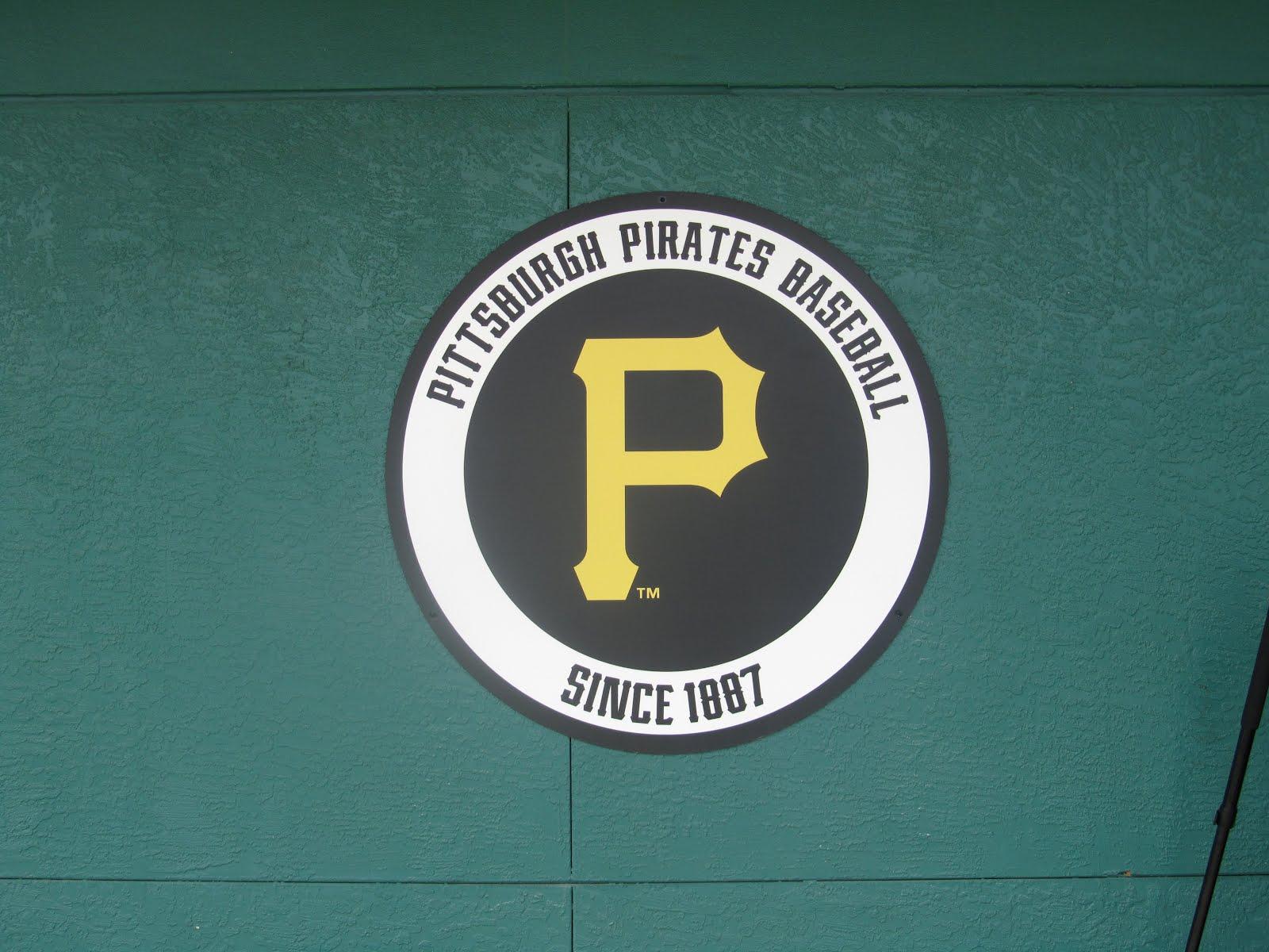 HD Pittsburgh Pirates Logo Background