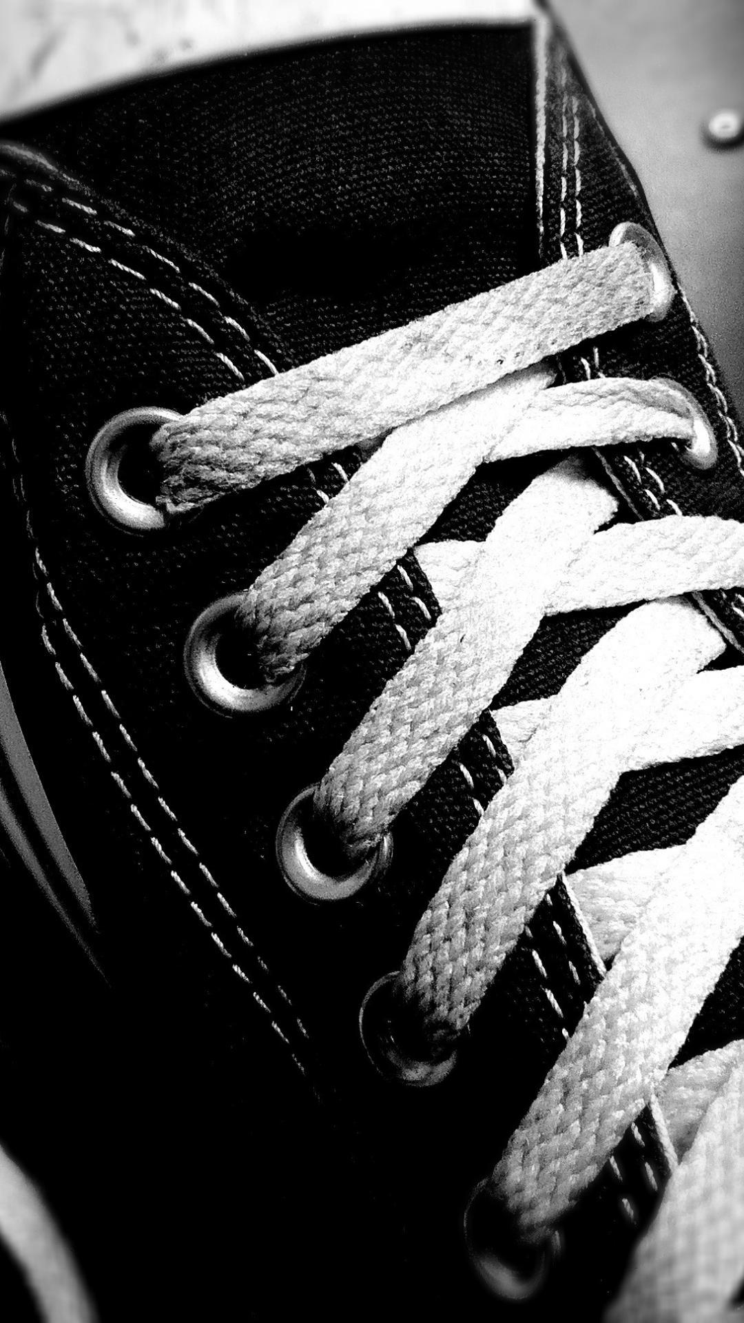 Black and white shoes converse wallpaper