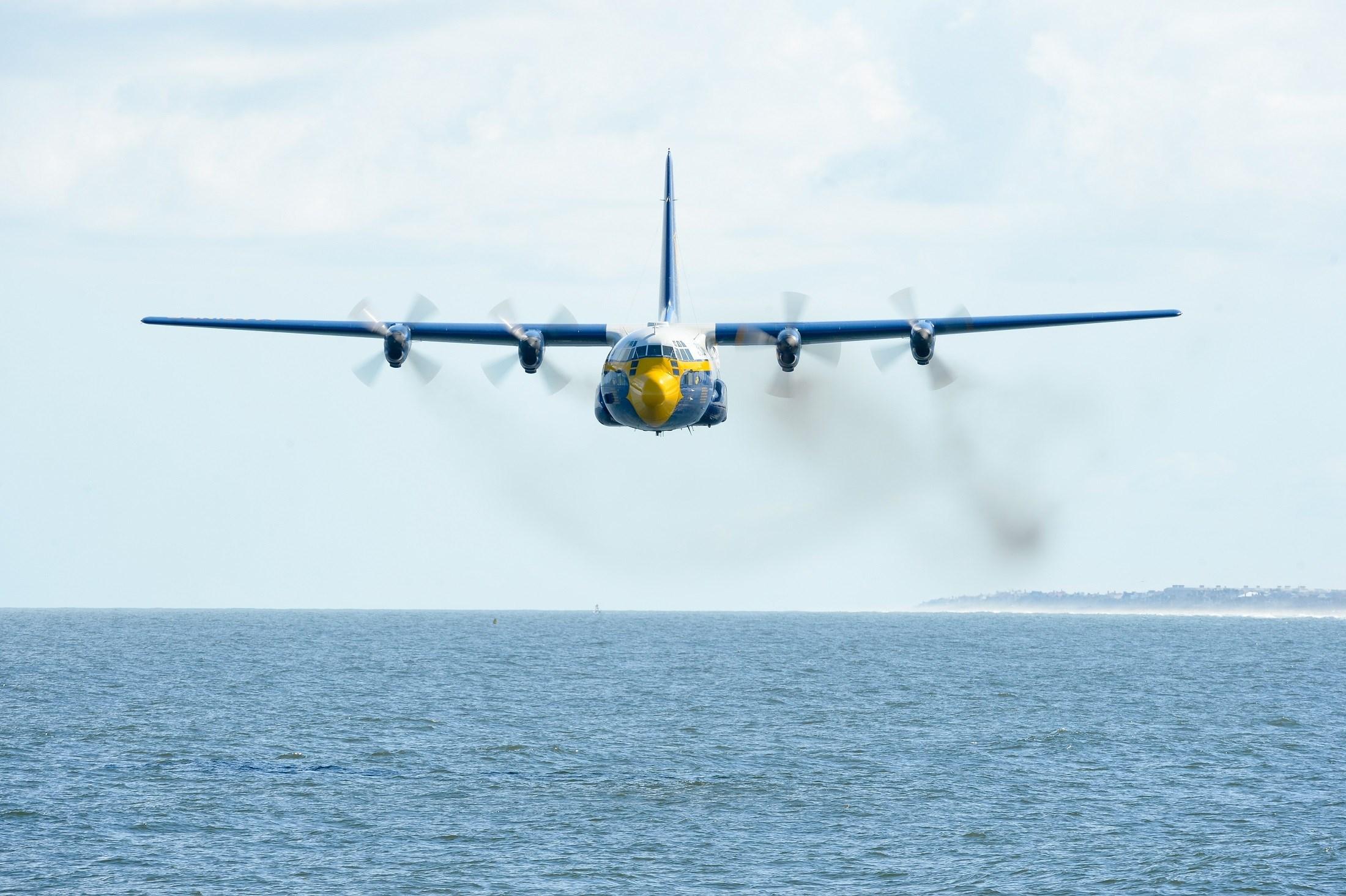 wallpaper image lockheed c 130 hercules