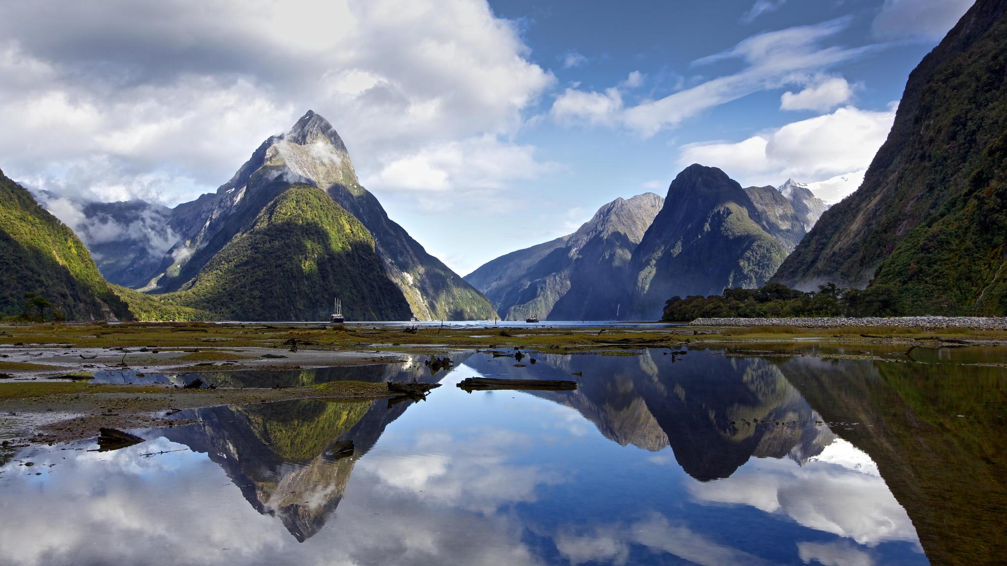 Milford Sound Wallpaper