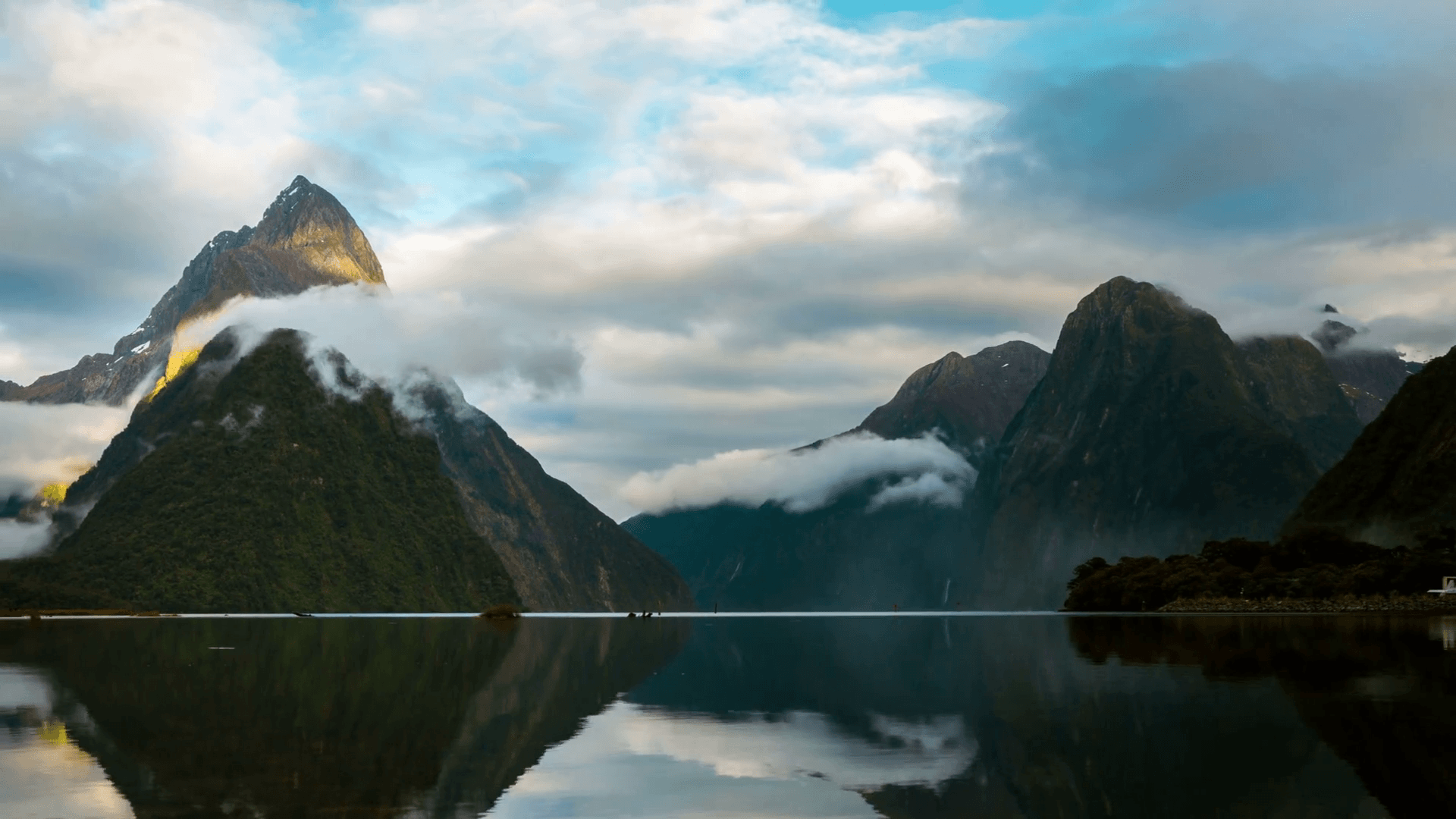 Fiordland National Park Wallpapers - Wallpaper Cave