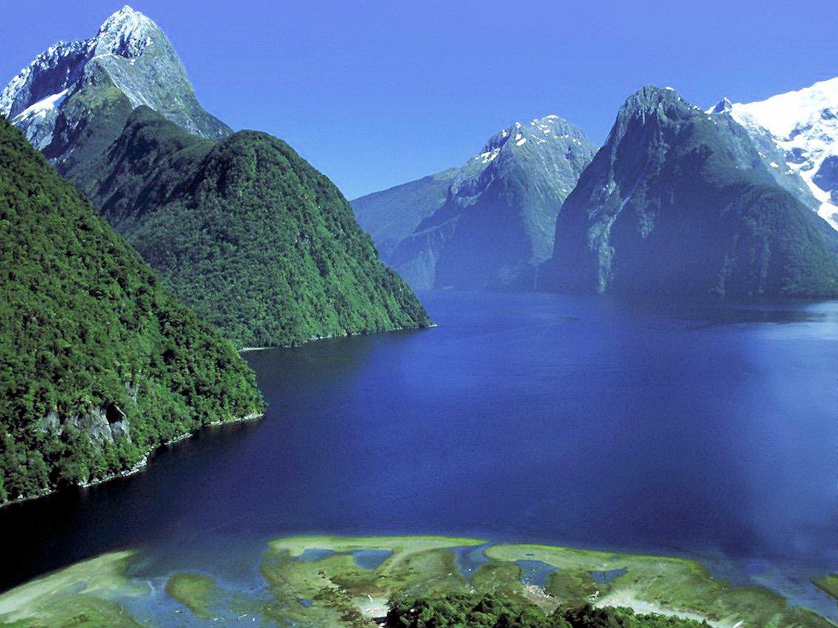 popular places to visit in New Zealand