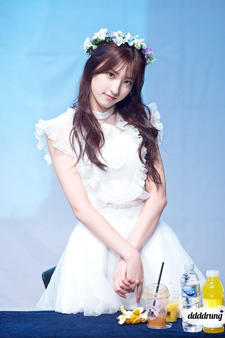 best WJSN Eunseo image. Cosmic, Ulzzang and A logo