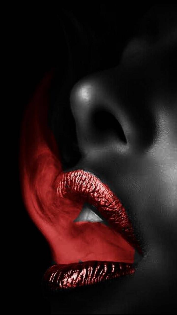 Fire red lips wallpaper