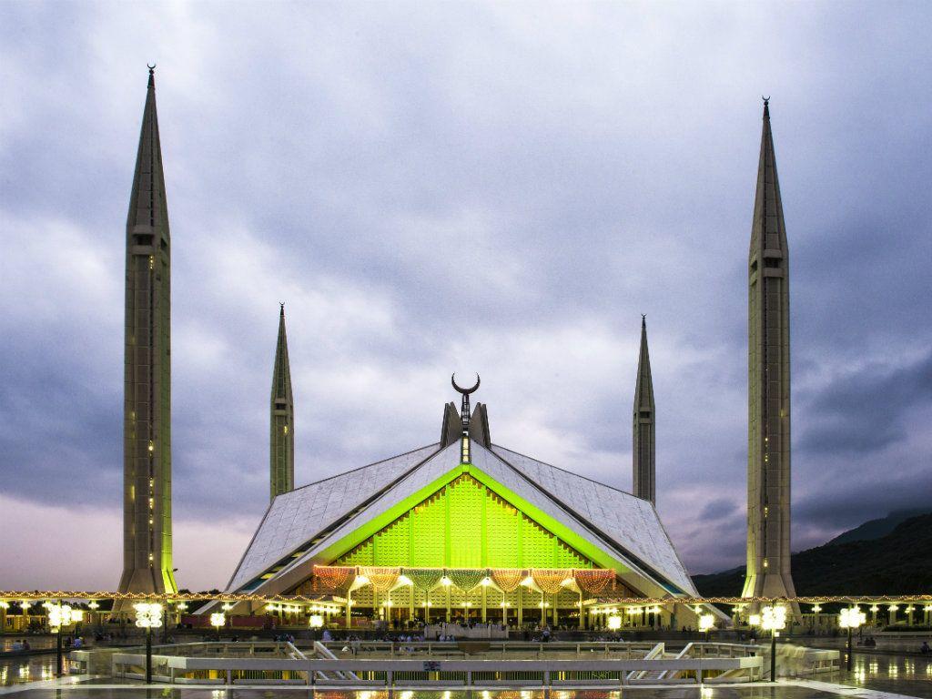 Faisal Mosque Islamabad HD Wallpaper