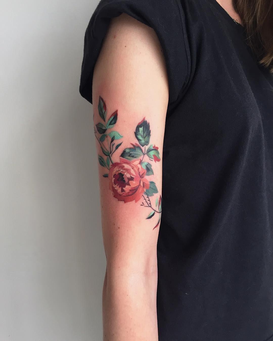 antique wallpaper design flower looks like a peony, but