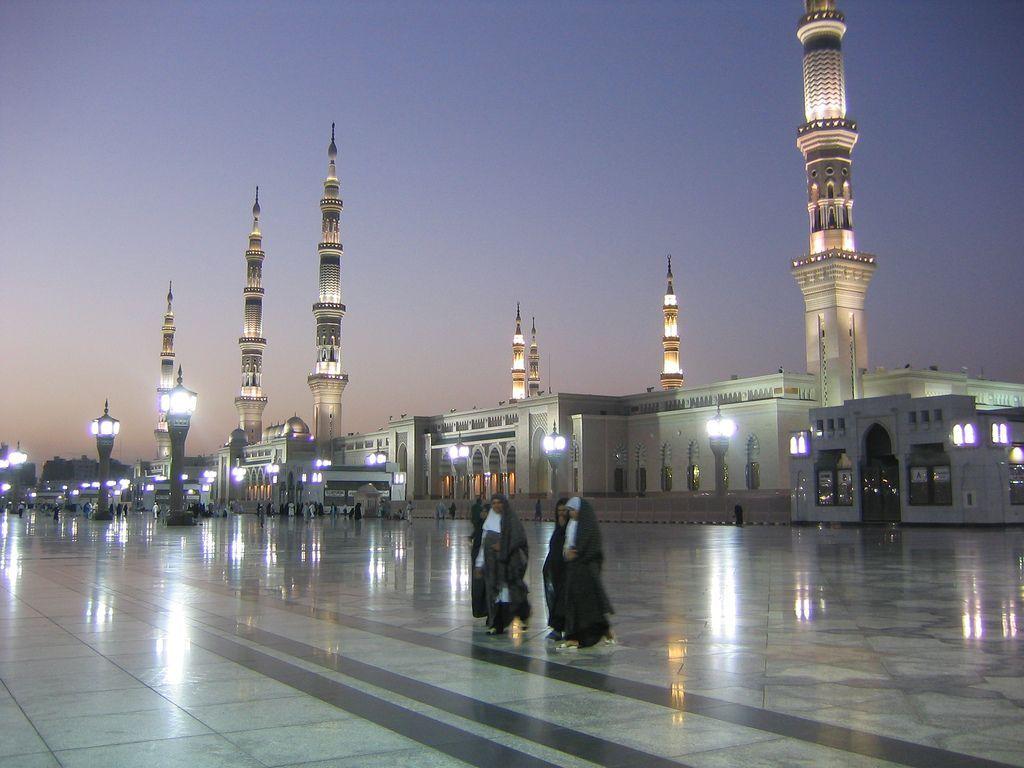 1,216 Masjid Nabawi Stock Video Footage - 4K and HD Video Clips |  Shutterstock