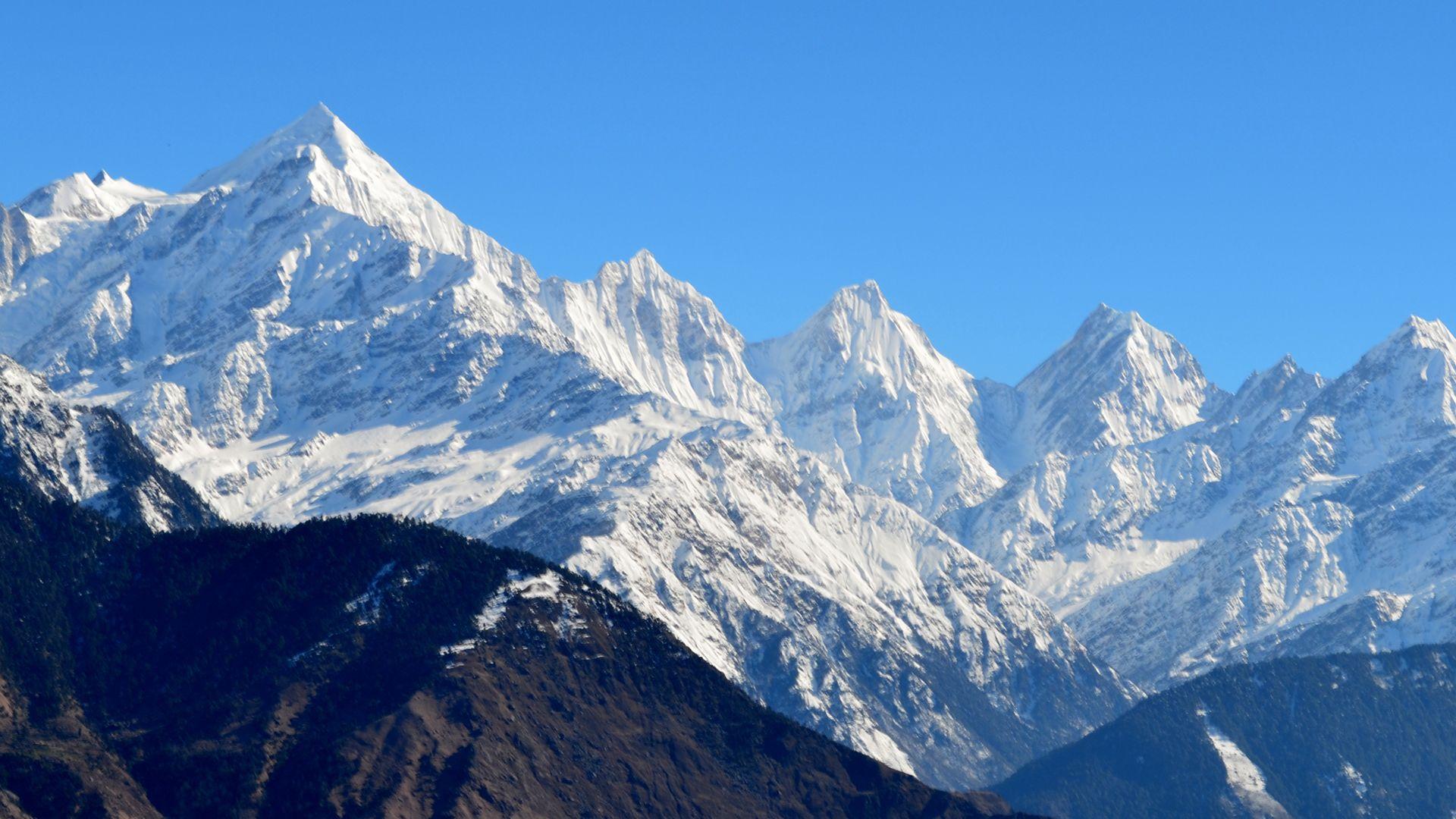 Best Nature Image HD in India with Munsiyari in Great Himalayan