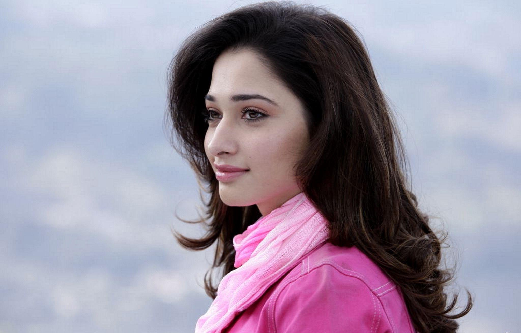Tamanna Bhatia Wallpaper HD