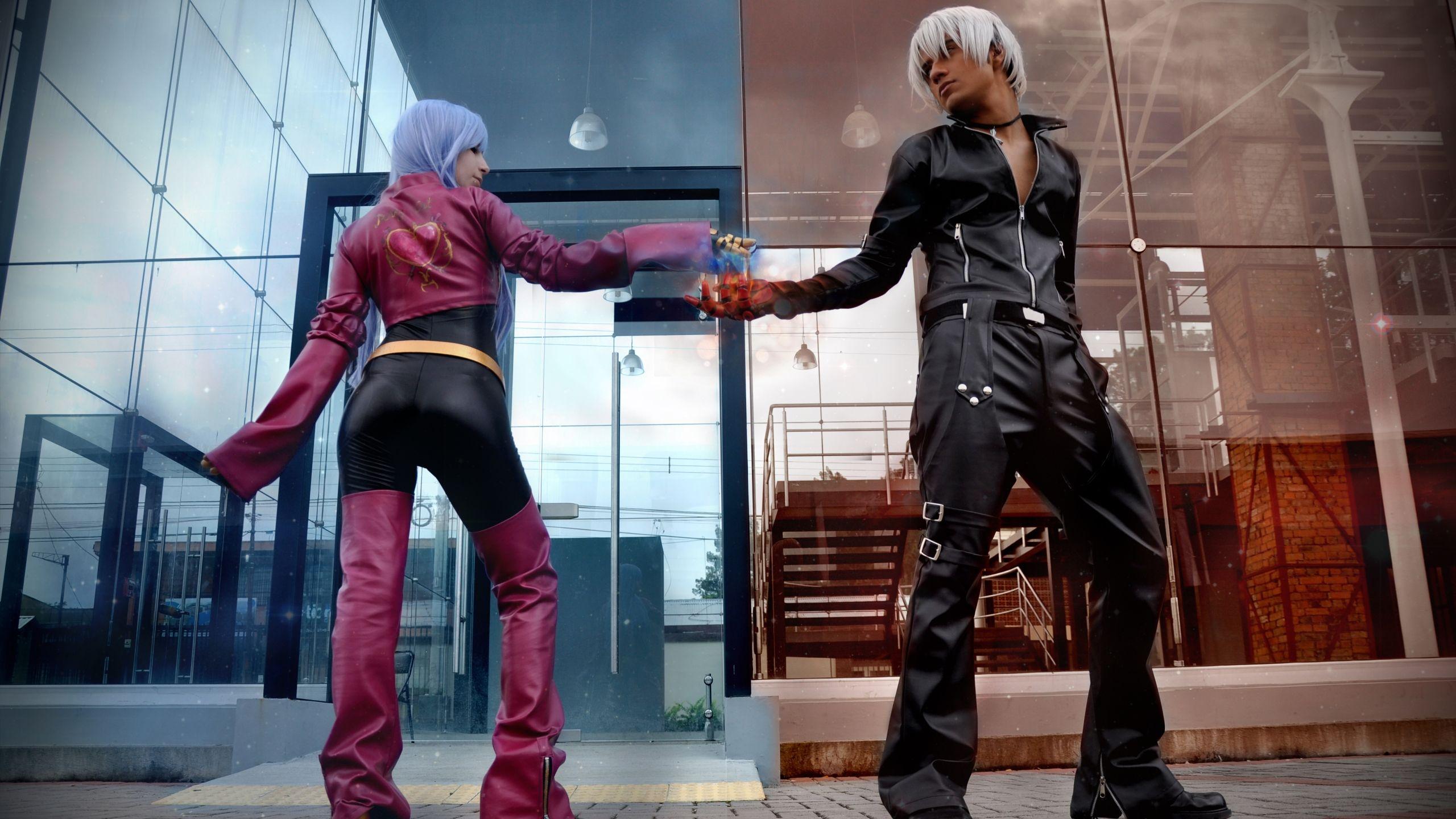 Kula Diamond & K cosplay from King of Fighters