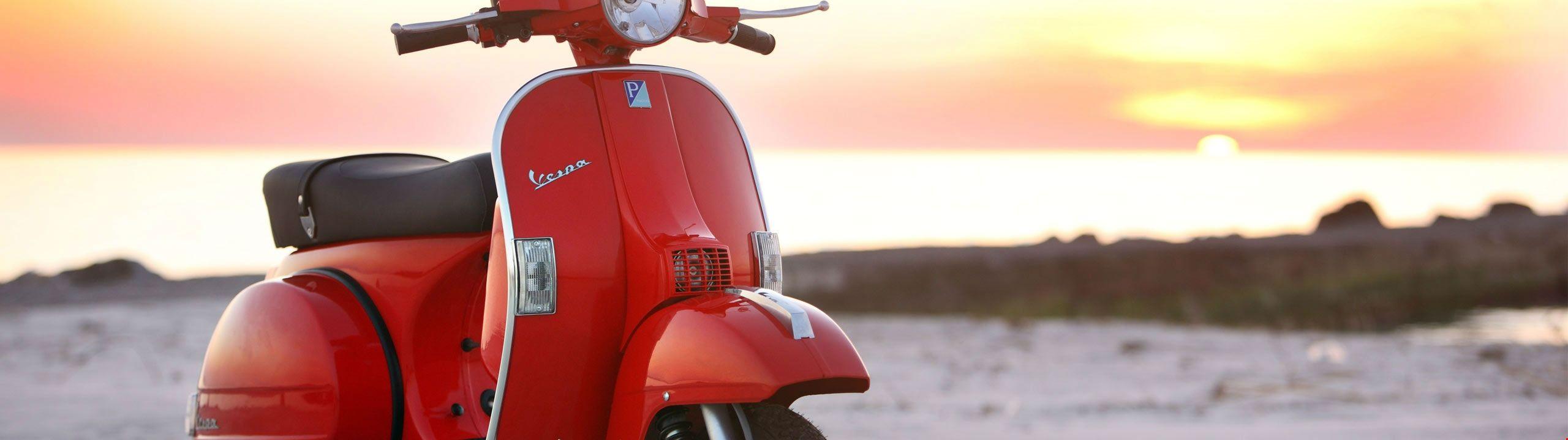 Vespa Wallpapers HD - Wallpaper Cave