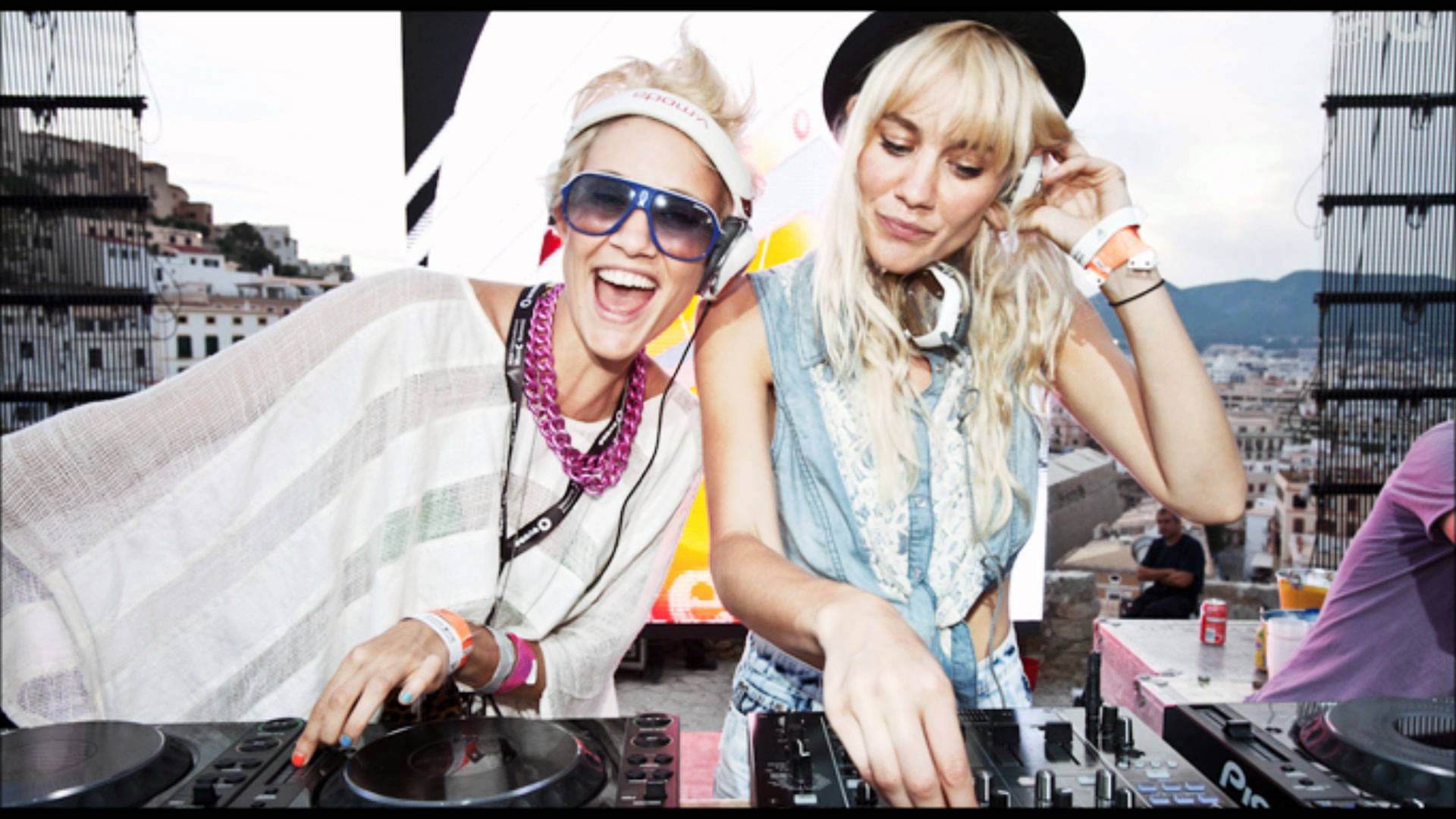 Avicii Feat. Nervo Gonna Love Again (Radio Edit)