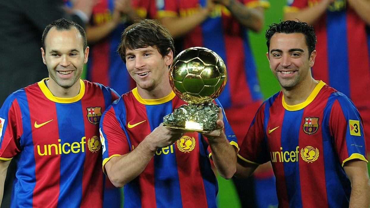 Cups Lionel Messi FC Barcelona la liga Xavi Hernandez Iniesta