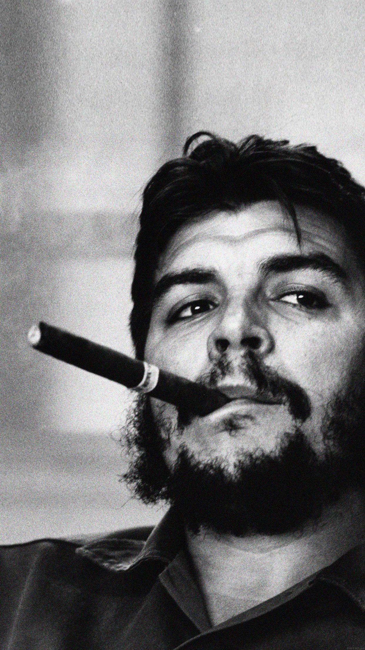 iPhone7papers che guevara face