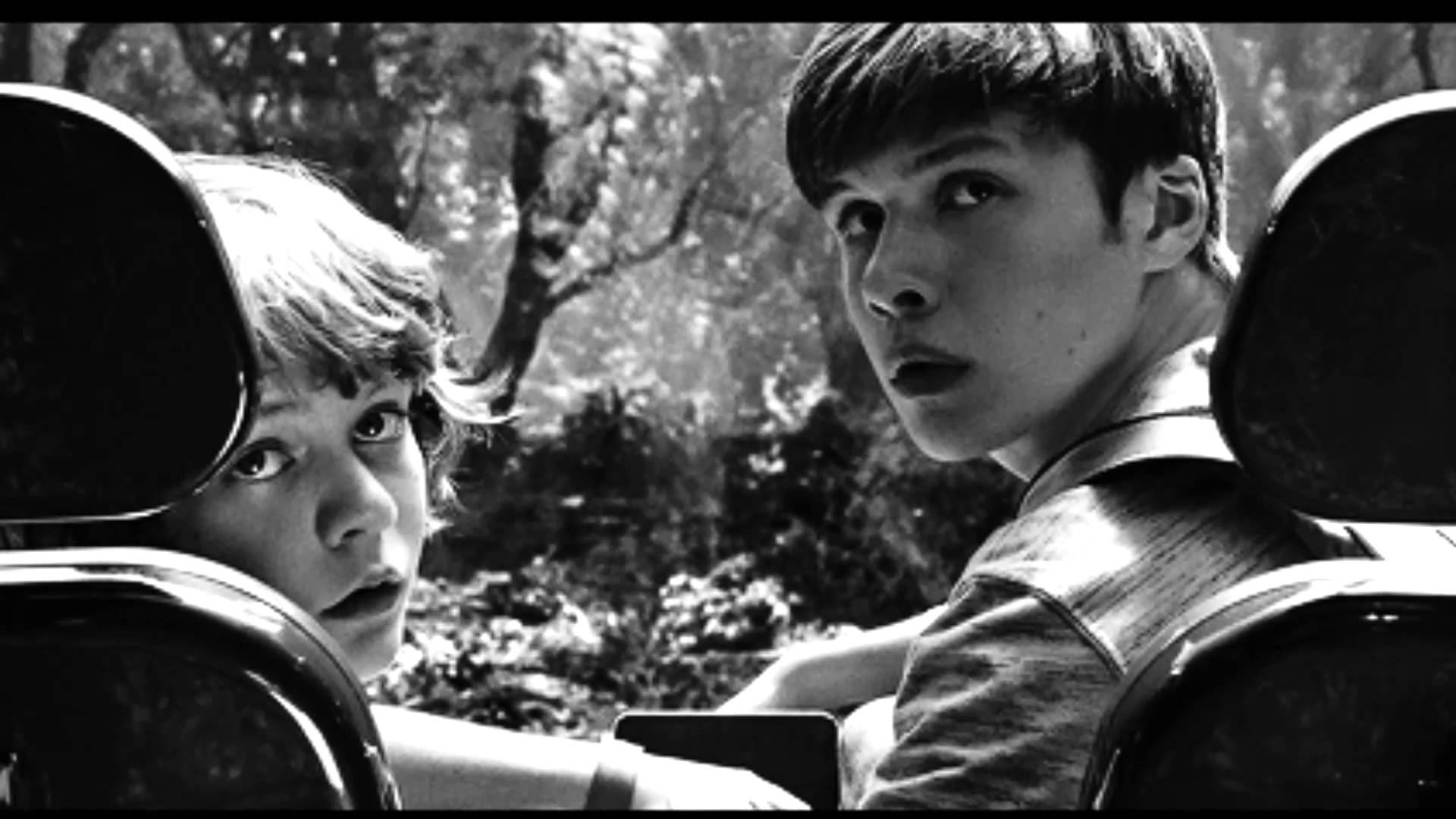 Nick Robinson 1080p Picture. Beautiful image HD Picture