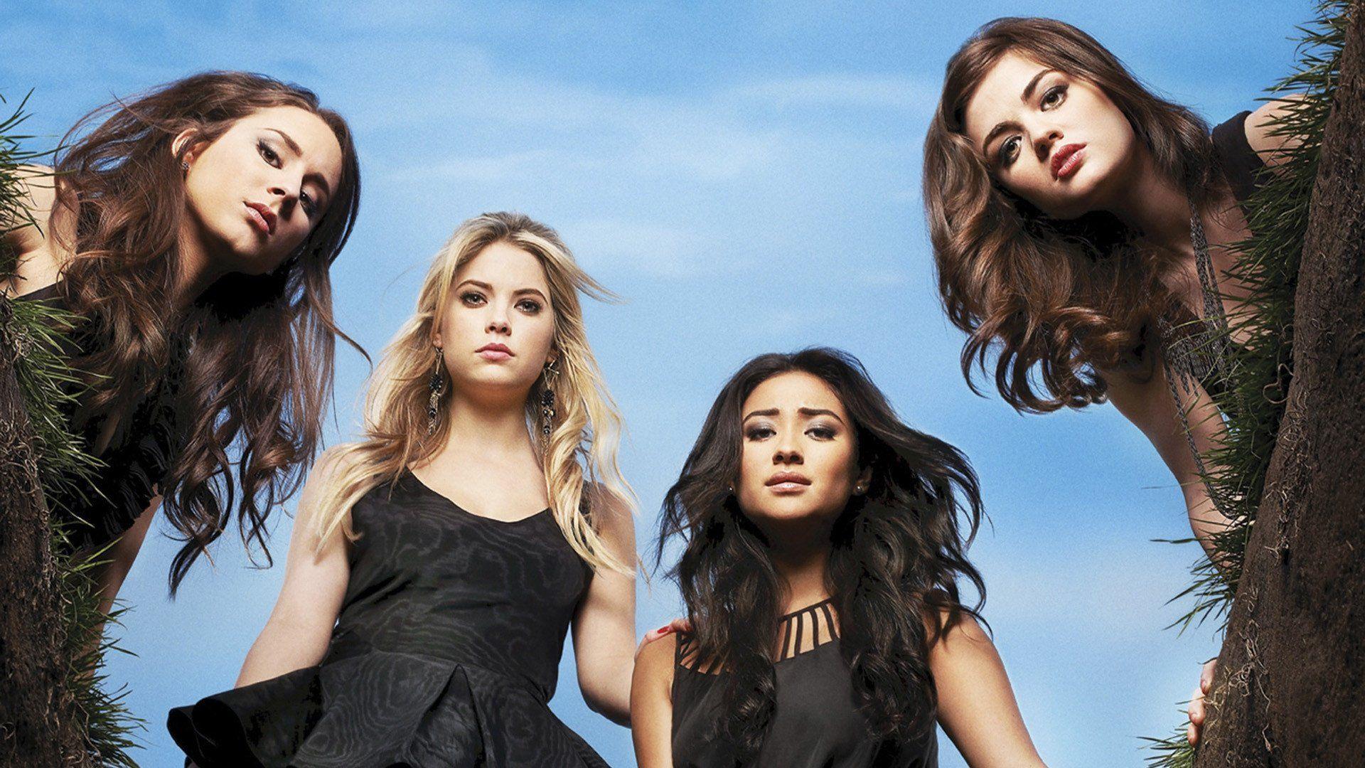 Pretty Little Liars HD Wallpaper and Background Image